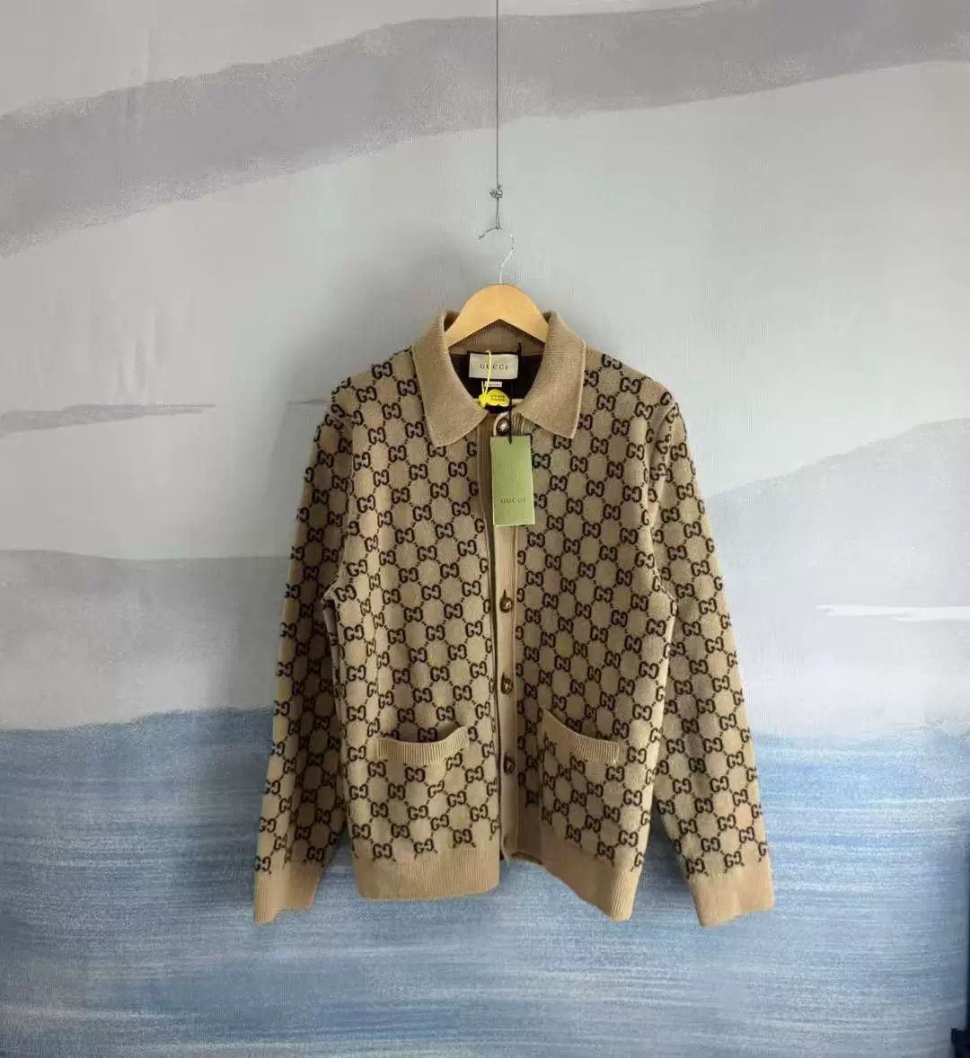 Gucci beige printed wool cardigan from Gucci Size US M / EU 48-50 / 2 - 1 Thumbnail