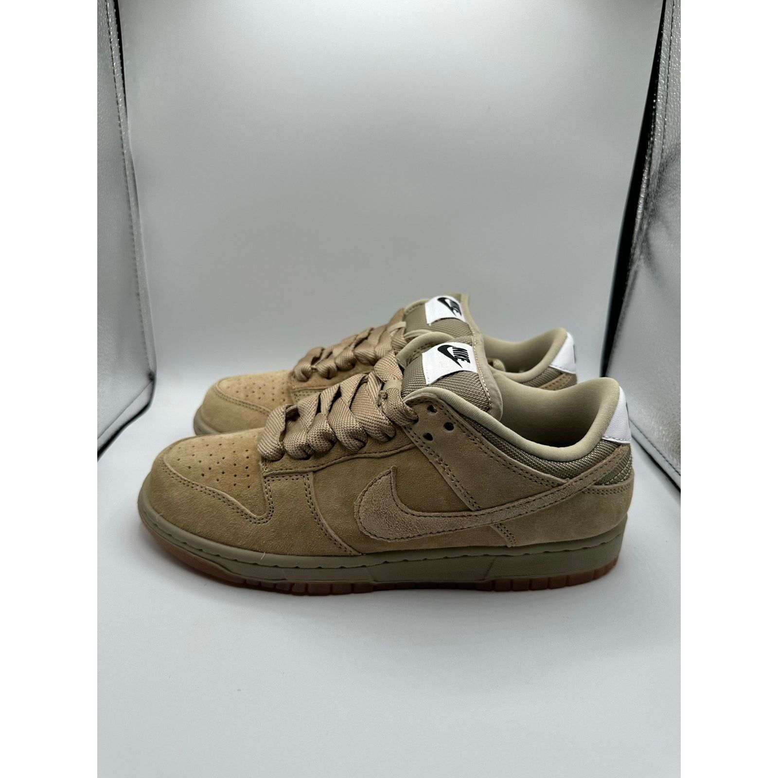Nike Nike Dunk Low SB Pro B “Parachute Beige” size 6 men’s Size US 6 / EU 39 - 1 Thumbnail