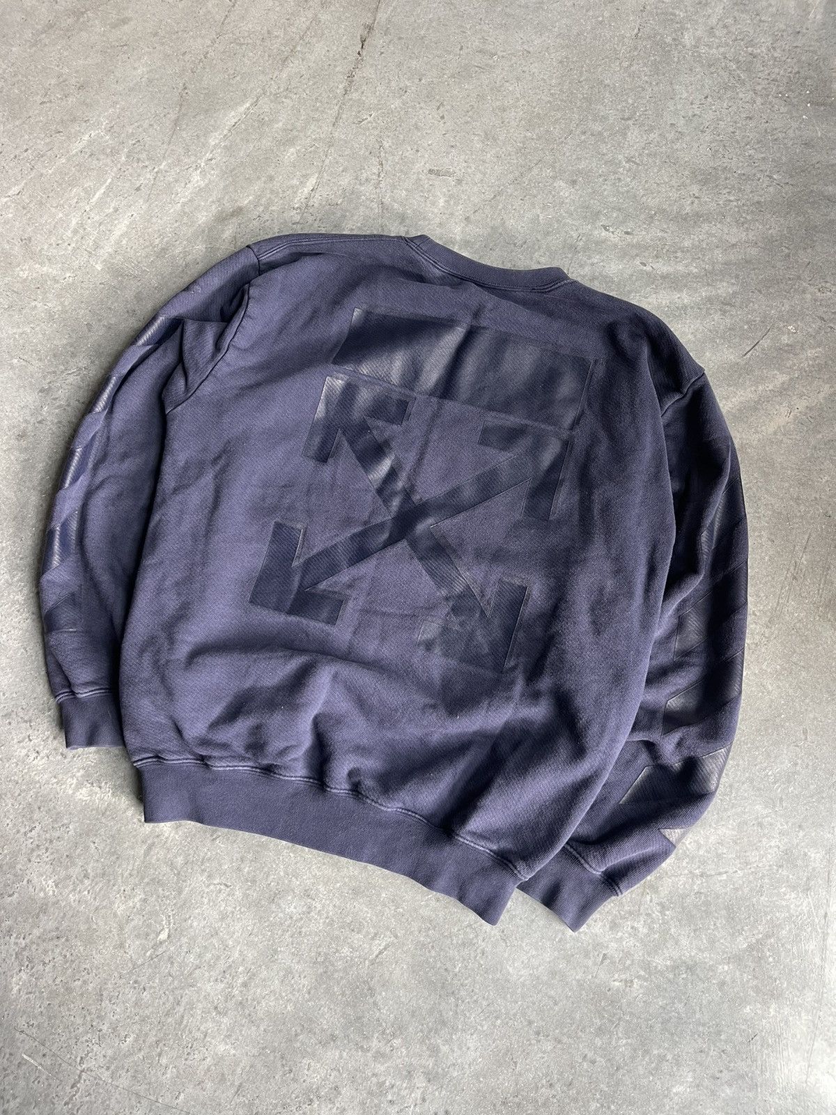 Off-White Off-White Tonal Crewneck Sweatshirt in Navy Size US L / EU 52-54 / 3 - 1 Thumbnail