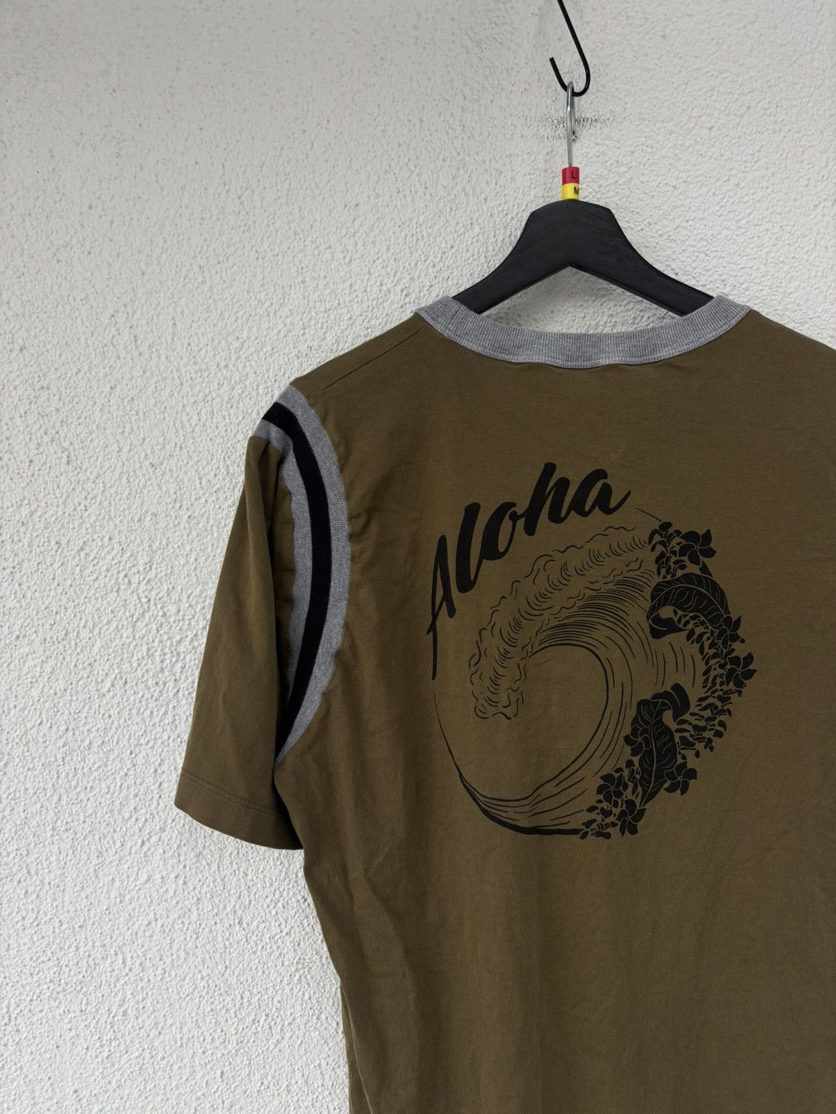 Louis Vuitton LV aloha surf tee Size US L / EU 52-54 / 3 - 2 Thumbnail