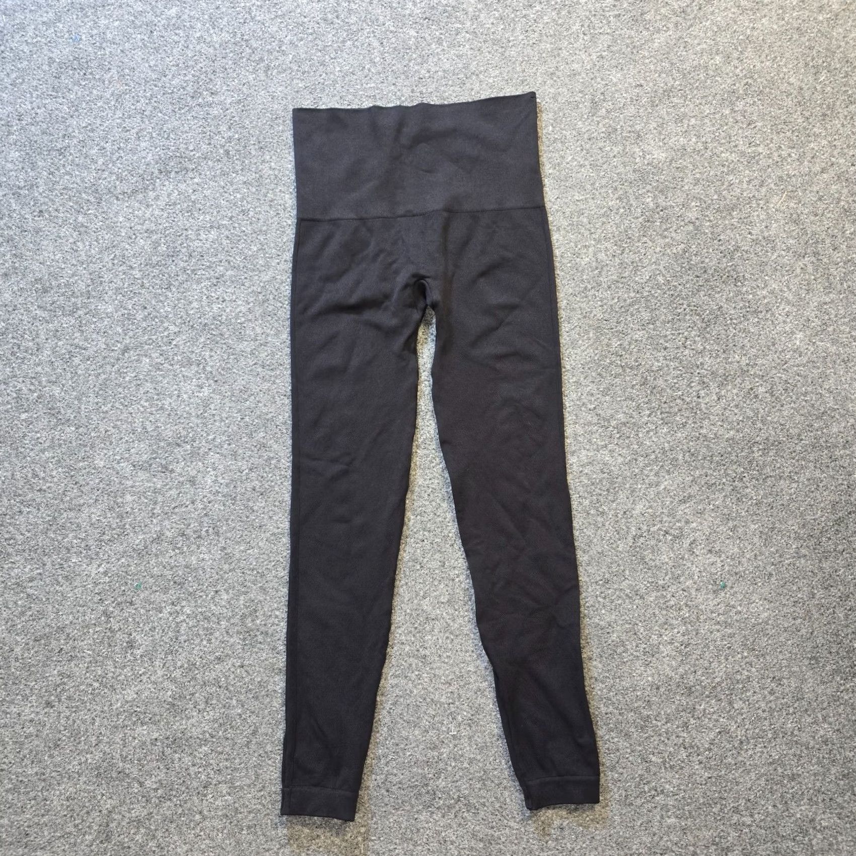 Spanx Spanx Pants Womens Size Medium Black Compression Slimming Skinny Stretch Capsule Leggings Ankle Inseam 25in Size 32" / US 10 / IT 46 - 2 Thumbnail