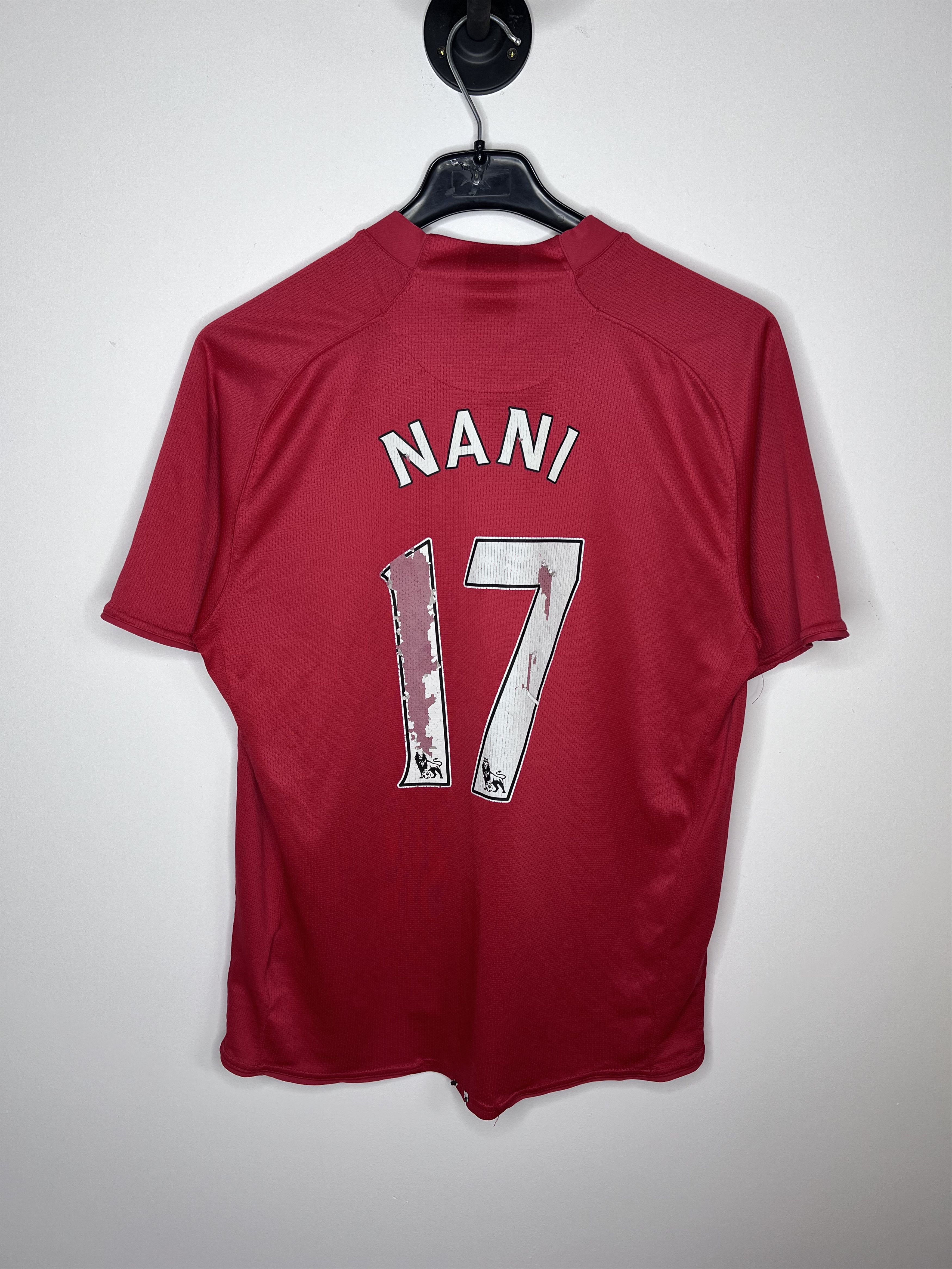 Nike NANI #17 MANCHESTER UNITED 2007 HOME FOOTBALL SHIRT SOCCER Size US L / EU 52-54 / 3 - 1 Thumbnail