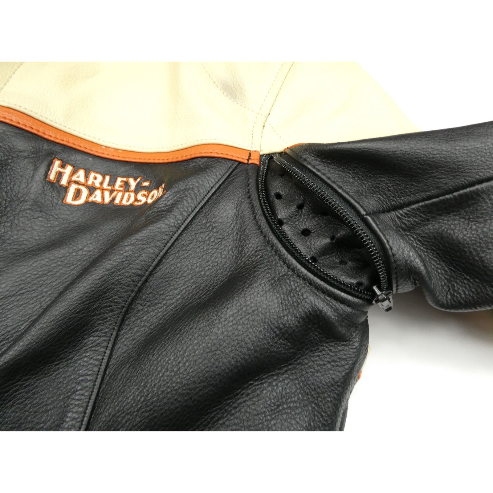 Harley Davidson women's authentic Harley-Davidson 100% leather jacket, small Size S / US 4 / IT 40 - 3 Thumbnail