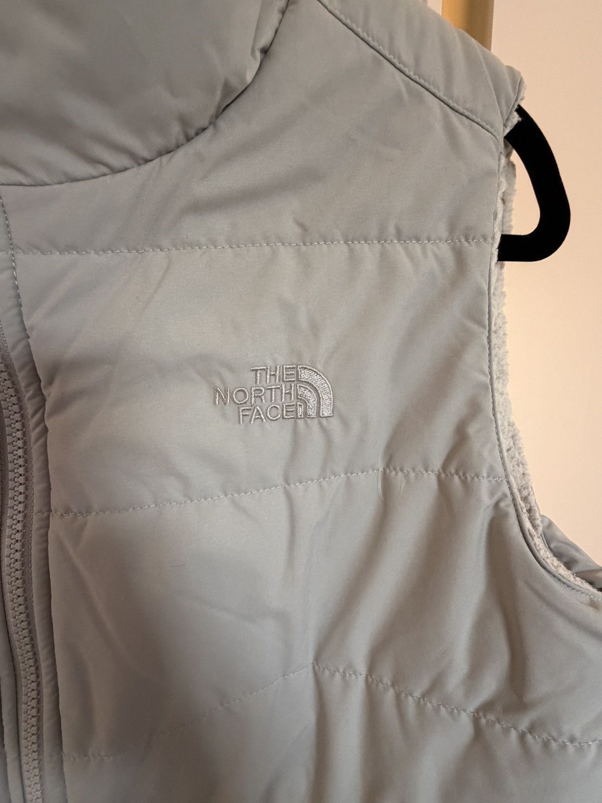 The North Face The North Face Sherpa Lined Puffer Vest Medium Cream Size M / US 6-8 / IT 42-44 - 4 Thumbnail