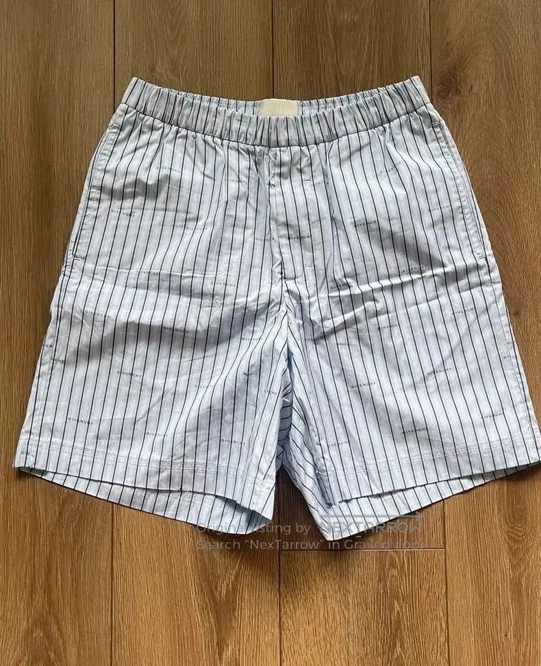 Givenchy Givenchy Blue Striped Casual Shorts. Size US 34 / EU 50 - 1 Thumbnail