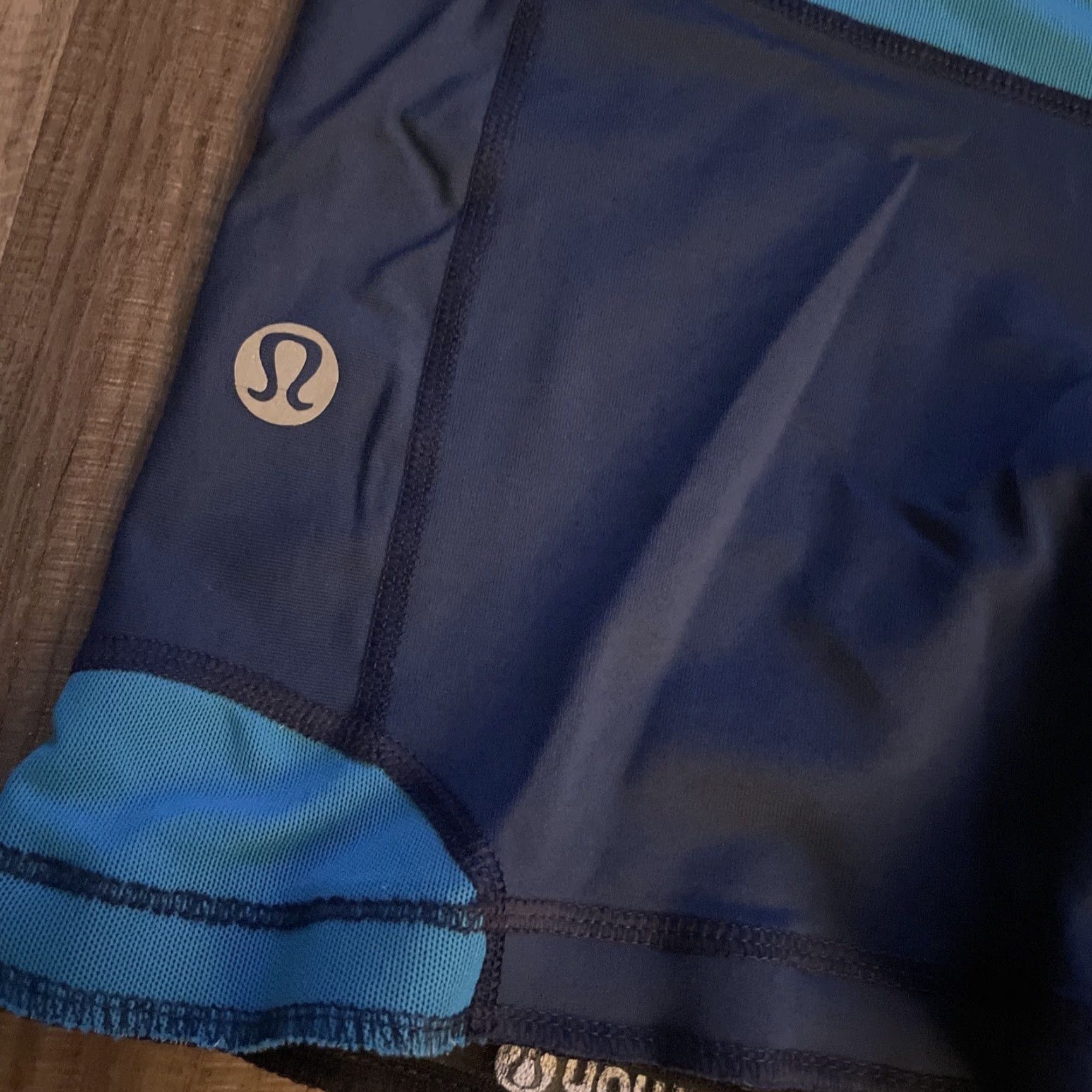 Lululemon Lululemon Women’s Biker Shorts Blue 28in Waist 28 in Inseam 4 Size Activewear Womens Biker Shorts Blue 28in Waist Gently Used Size 28" / US 6 / IT 42 - 2 Thumbnail