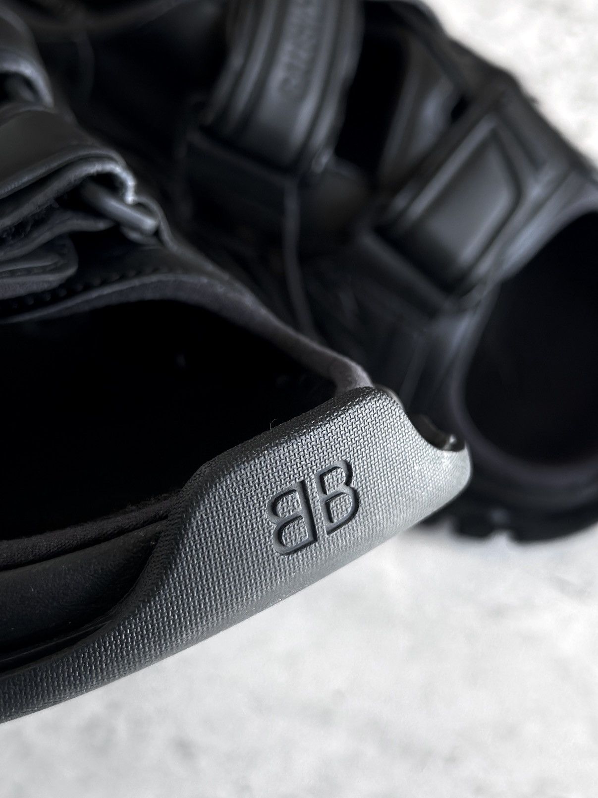 Balenciaga TRACK SANDALS Size US 8 / EU 41 - 8 Thumbnail