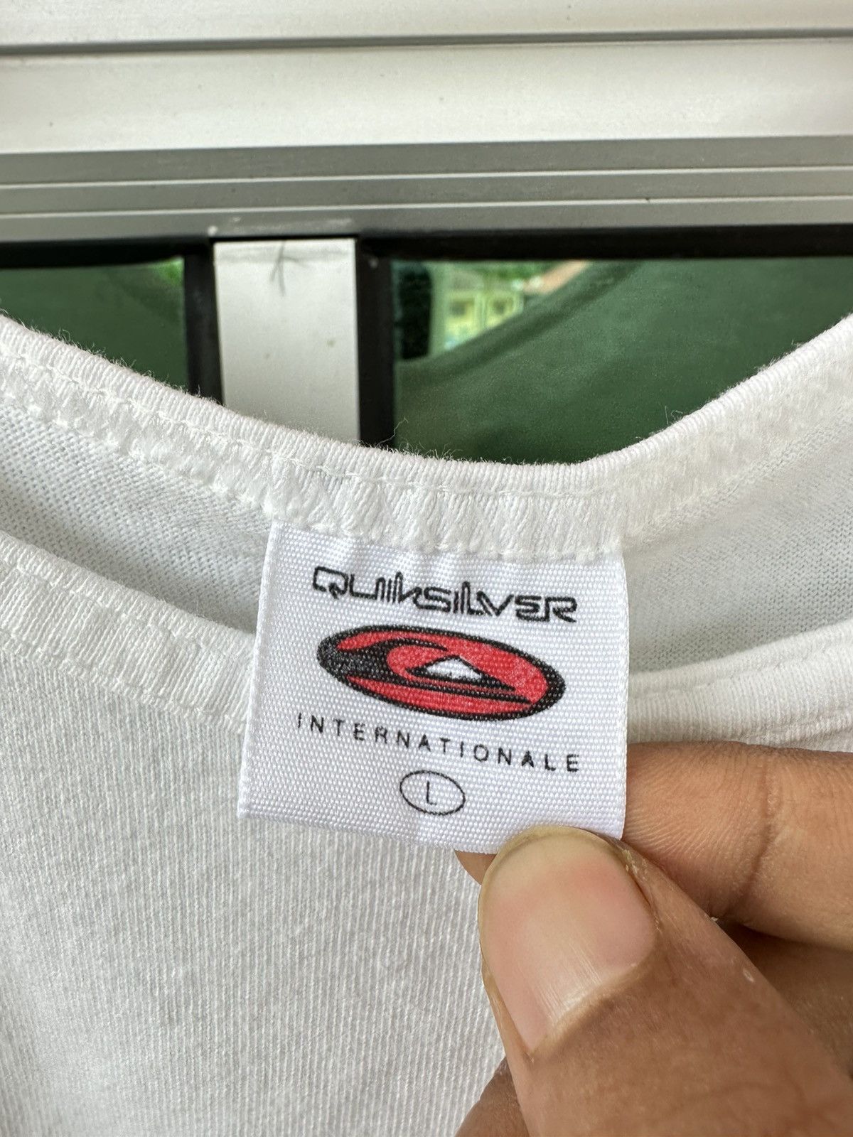 Quiksilver Vintage 90s Quiksilver Surfing Marble Big Logo Tank Top Size US L / EU 52-54 / 3 - 5 Thumbnail