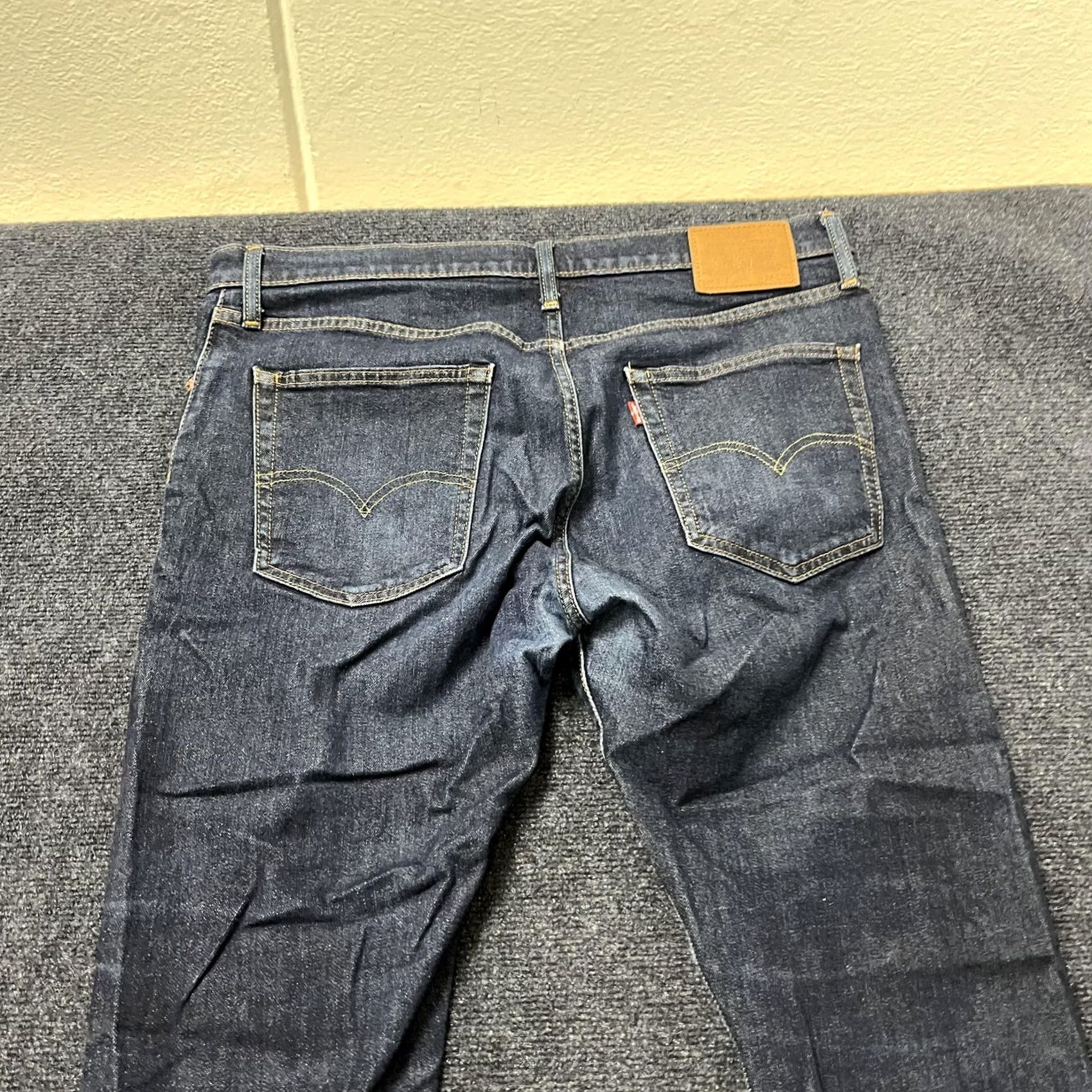 Levi's Levi's Premium Jeans Mens 32x32 Dark Wash Slim Fit Straight Leg Denim Pants Size US 36 / EU 52 - 4 Thumbnail
