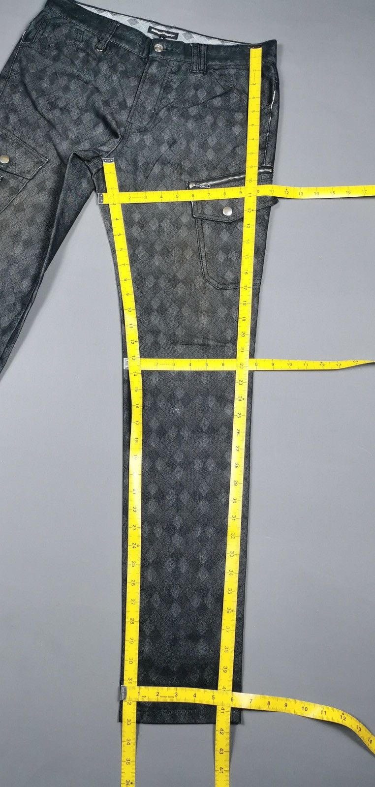 semanticdesign Semanticdesign Diamond Structure Cargo Pants Size US 31 - 13 Thumbnail