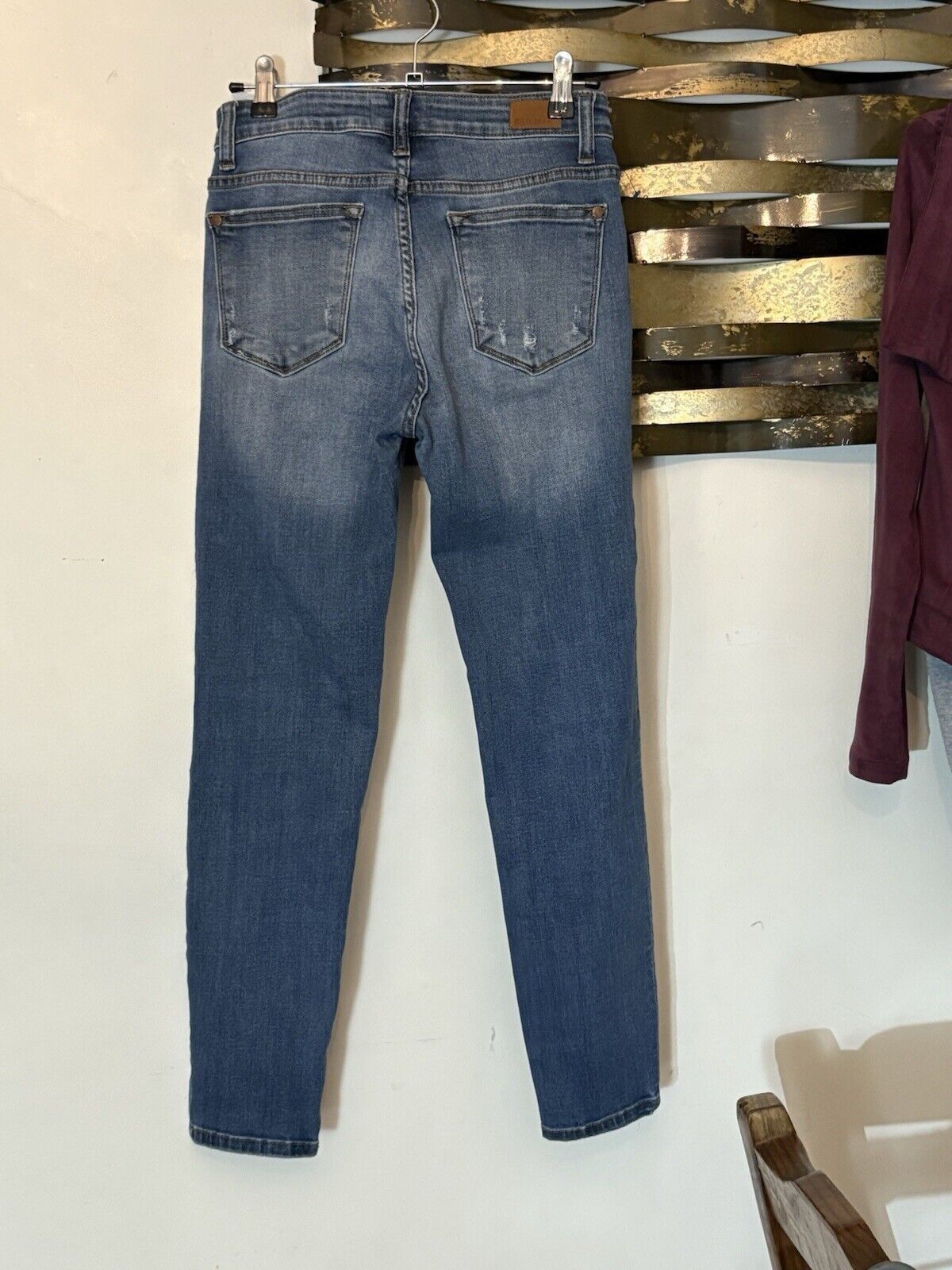 Judy Blue Judy Blue Relaxed Fit Distressed Blue Jeans Size 28" / US 6 / IT 42 - 2 Thumbnail