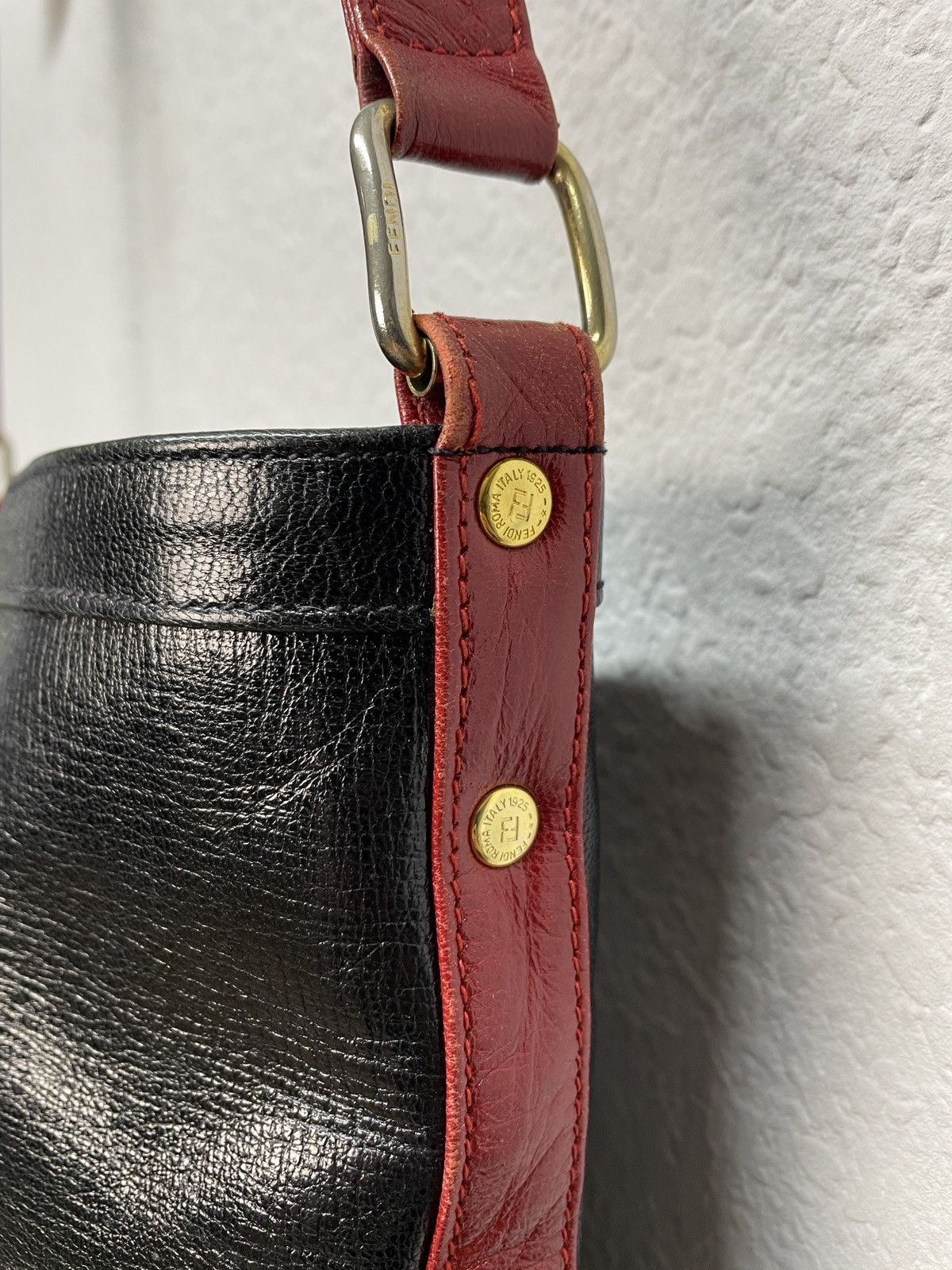 Designer × Fendi Vintage Y2K Fendi Monogram Leather Shoulder Bag Size ONE SIZE - 9 Thumbnail