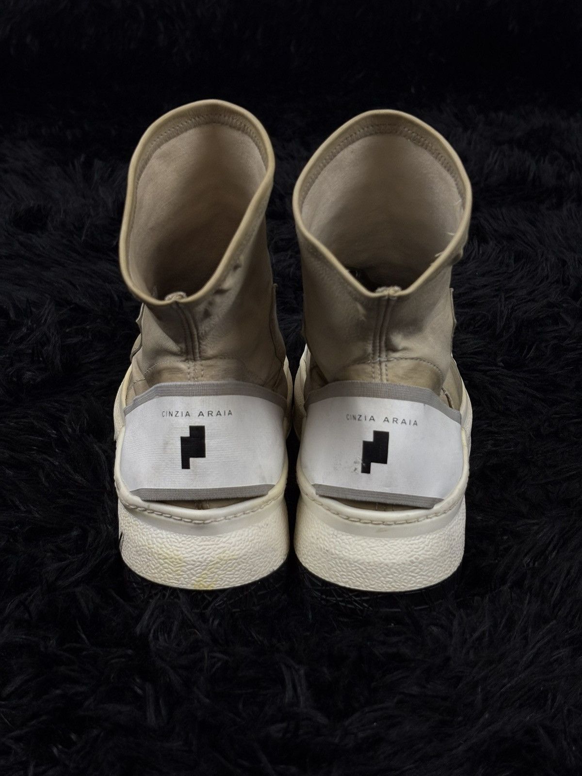 Cinzia Araia Cinzia Araia Avant Garde Archive High Top Sneakers Size US 7 / IT 37 - 3 Thumbnail
