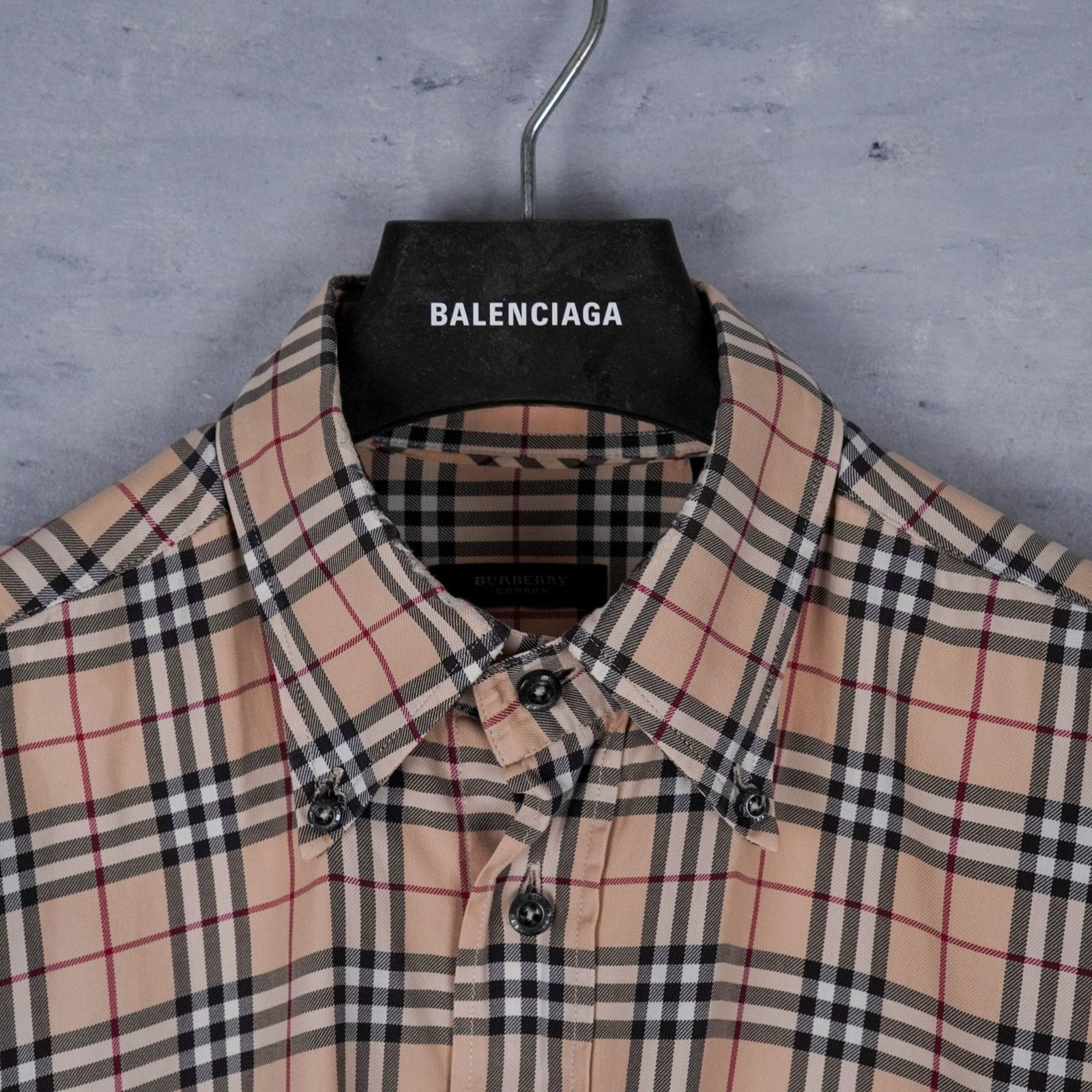 Burberry Vintage burberry beige nova check button down collar shirt Size US L / EU 52-54 / 3 - 5 Thumbnail