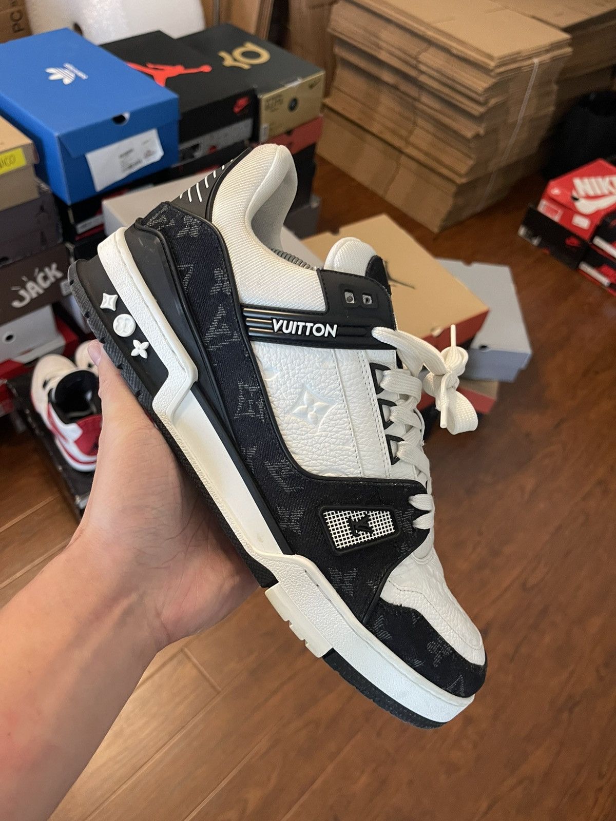 Louis Vuitton LV Trainer Size 10 LV (11.5-12US) SUPER CLEAN OG ALL Size US 11.5 / EU 44-45 - 1 Thumbnail