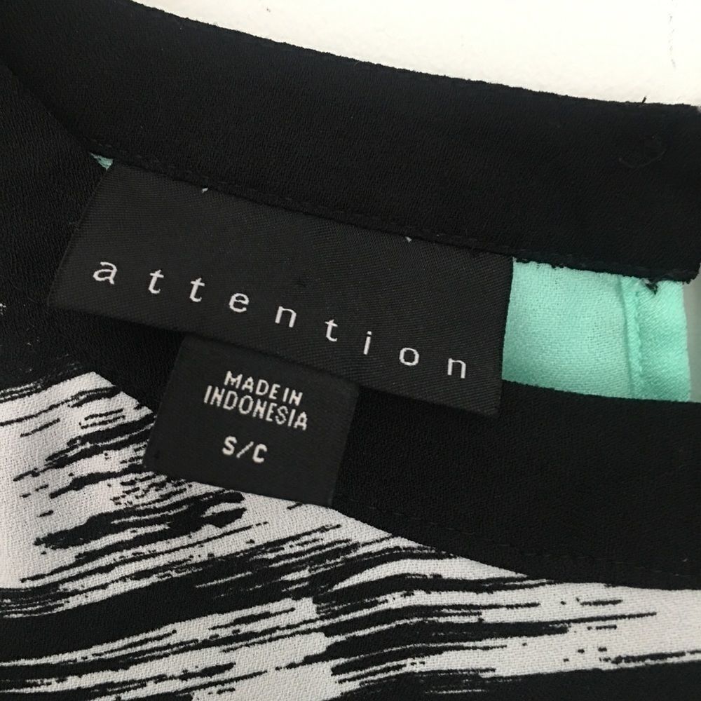 Other Attention Mint Green & Black Abstract High-Low Blouse | Size Size S / US 4 / IT 40 - 4 Thumbnail