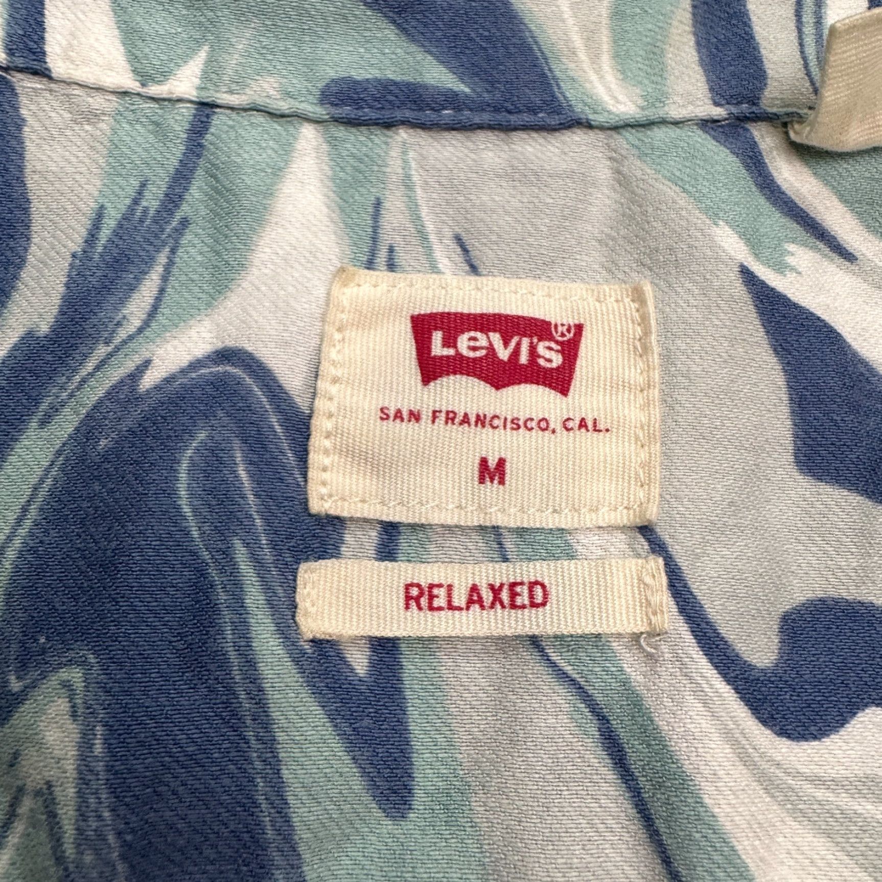 Levi's Levi's Button-Up Shirt Men M Blue Abstract Short Sleeve Relaxed Fit Casual Shirt Size US M / EU 48-50 / 2 - 6 Thumbnail