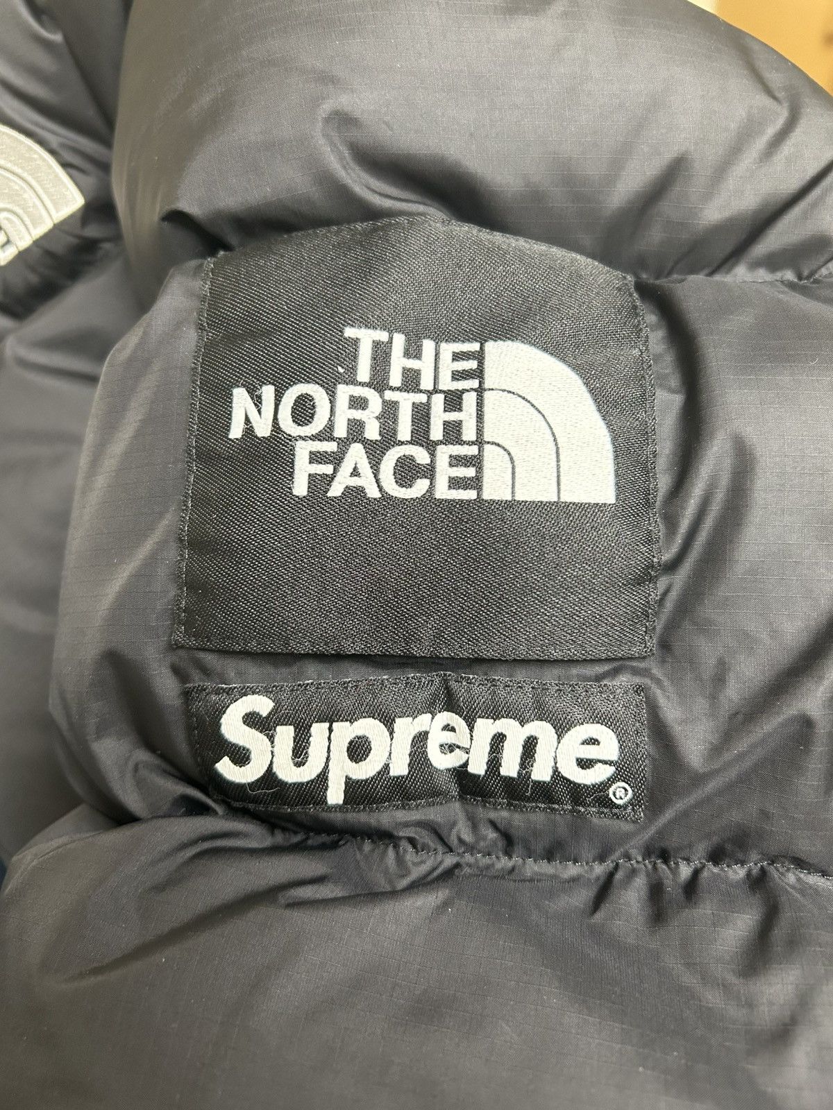 Supreme × The North Face Split Nuptse Puffer Jacket Size US L / EU 52-54 / 3 - 4 Thumbnail