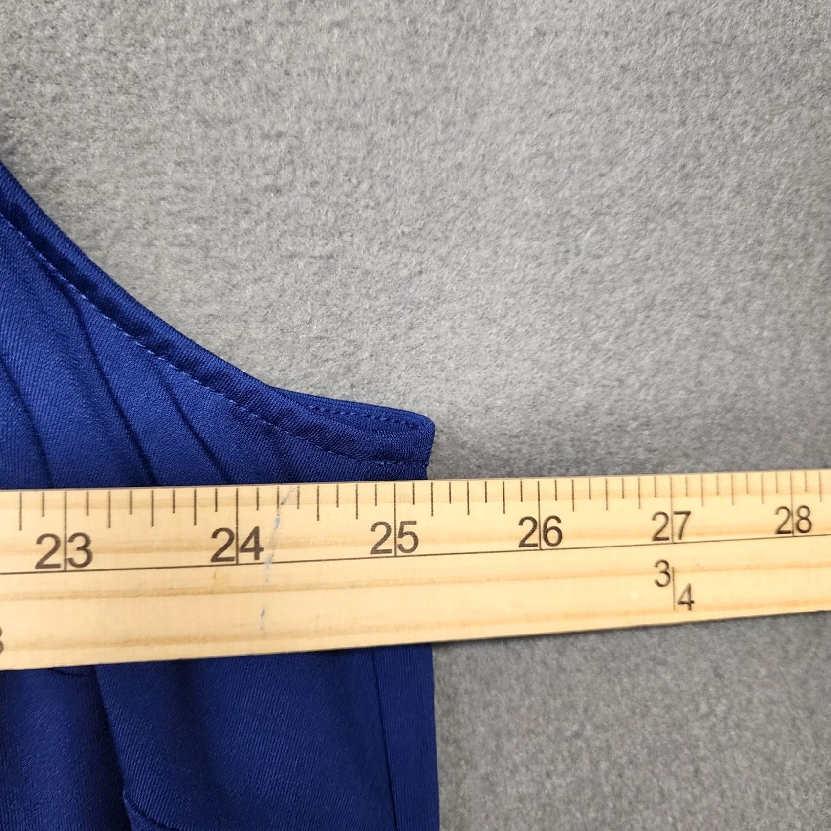 Vintage Joan Rivers Tank Top Womens Plus Size 3X Blue Slinky Stretch Liquid Layering Tank Sleeveless Pullover Basic Womens Plus Size 3X Blue Joan Rivers Shirt Size XXL / US 16-18 / IT 52-54 - 4 Thumbnail