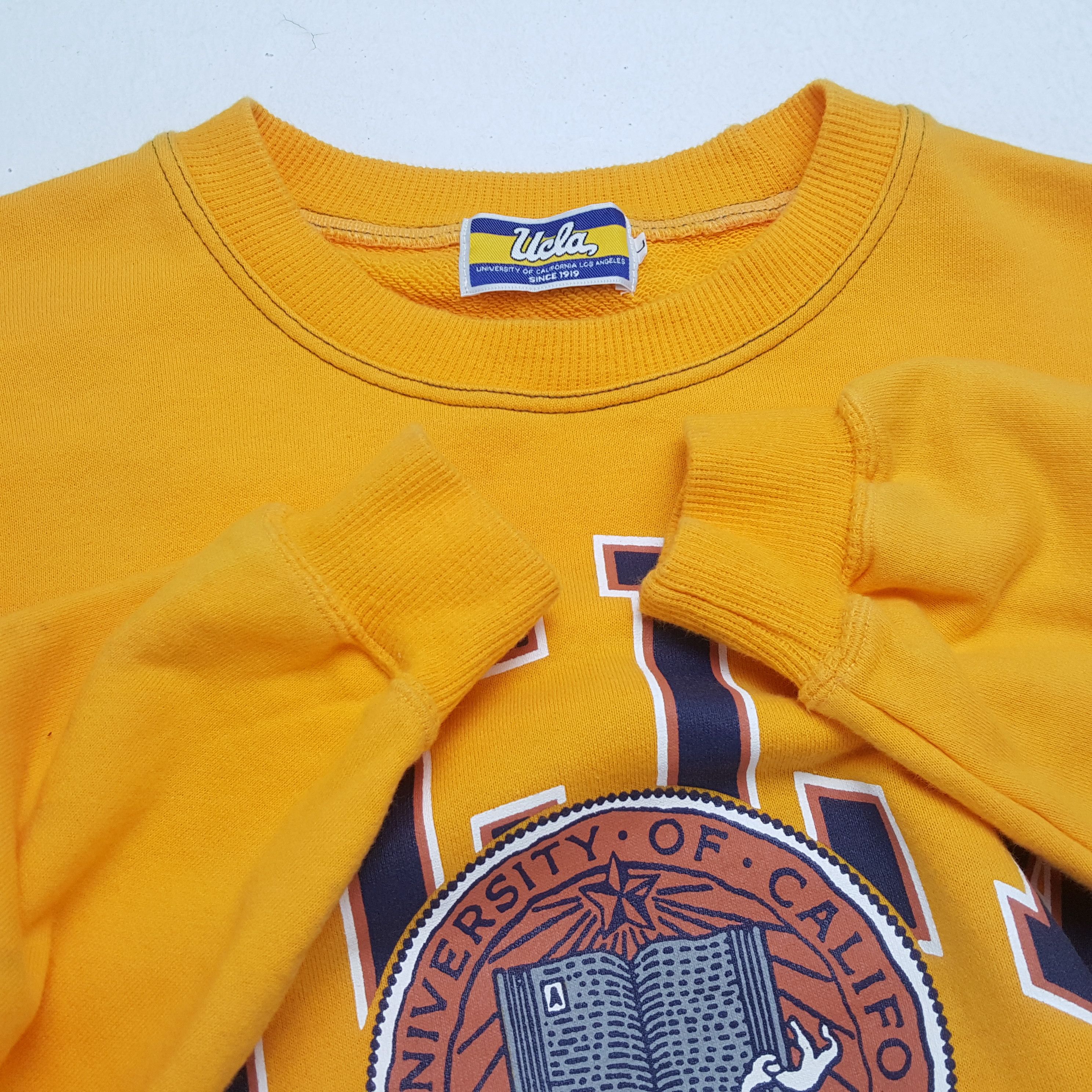 Vintage UCLA BRUINS Promo Sweatshirts