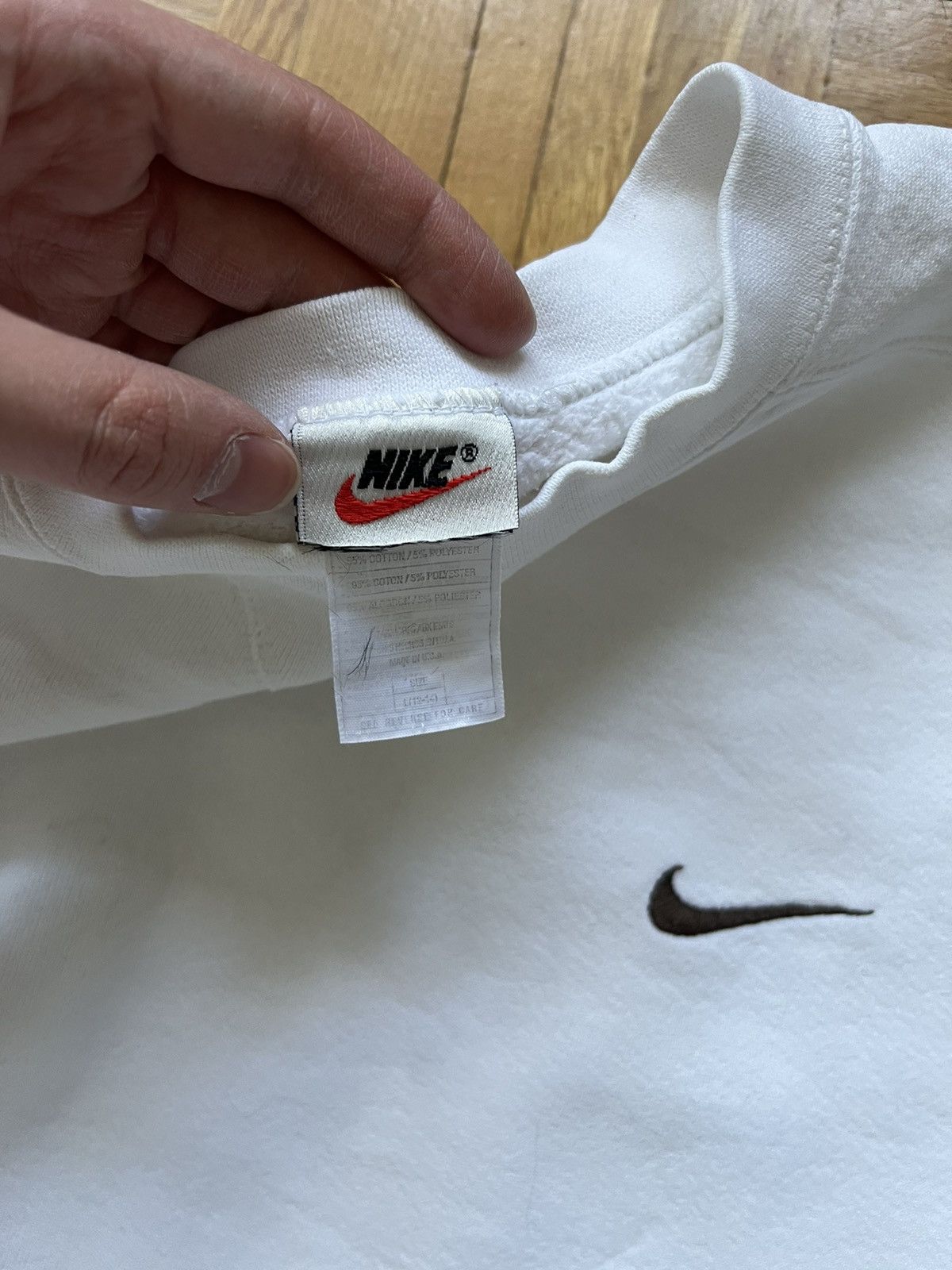 Nike × Vintage Sweatshirt Nike Vintage 80’s 90’s Boxy Fit 61x63 cm Size US M / EU 48-50 / 2 - 2 Thumbnail