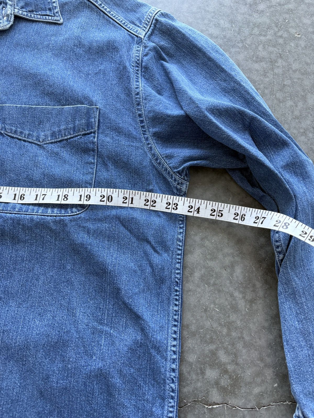 Gap Vintage Y2K Gap Denim Button Up Shirt Size US L / EU 52-54 / 3 - 7 Thumbnail