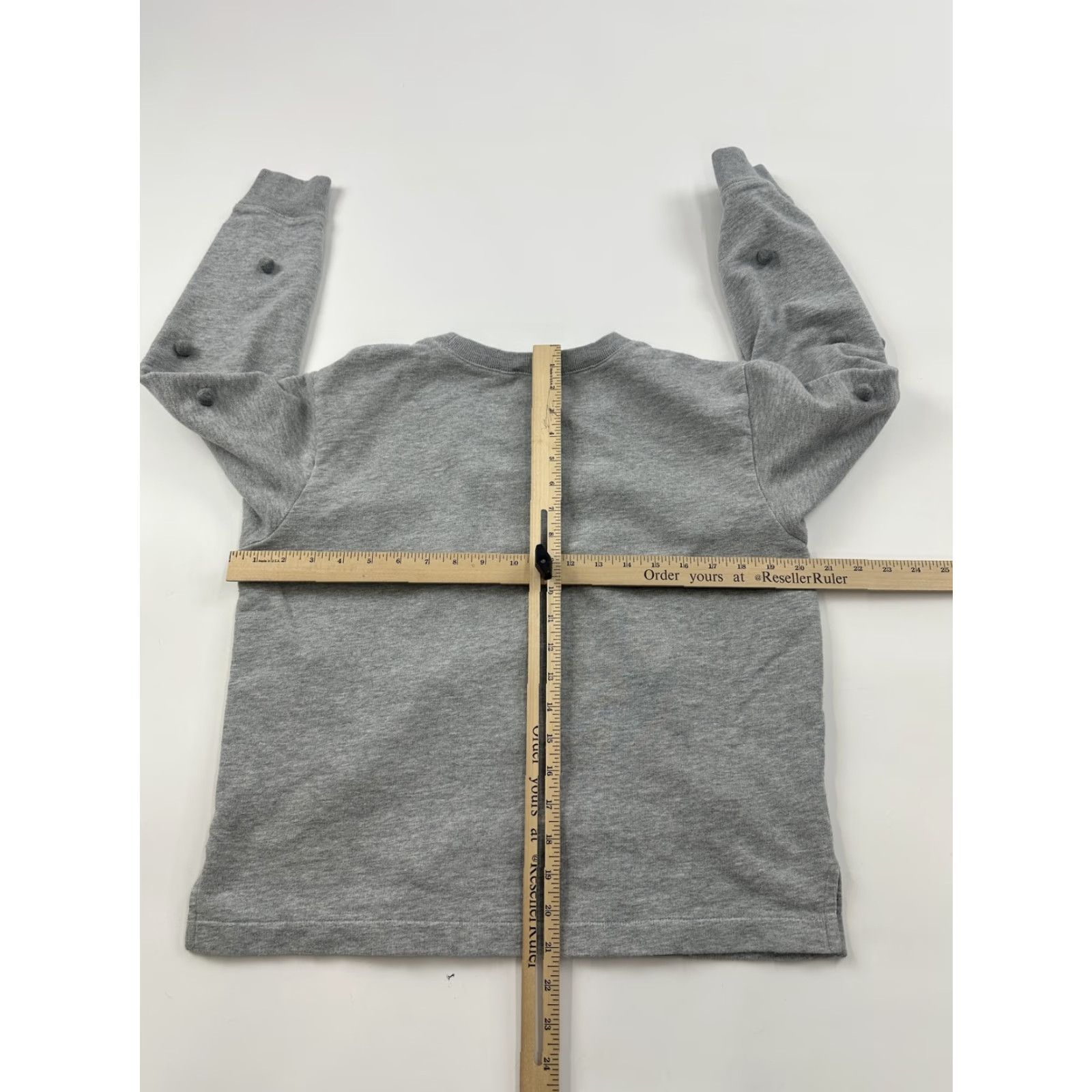 J.Crew J.CREW Gray Pom Pom Sweater Pullover Womens Medium Cotton Crewneck Classic Preppy Size M / US 6-8 / IT 42-44 - 7 Thumbnail