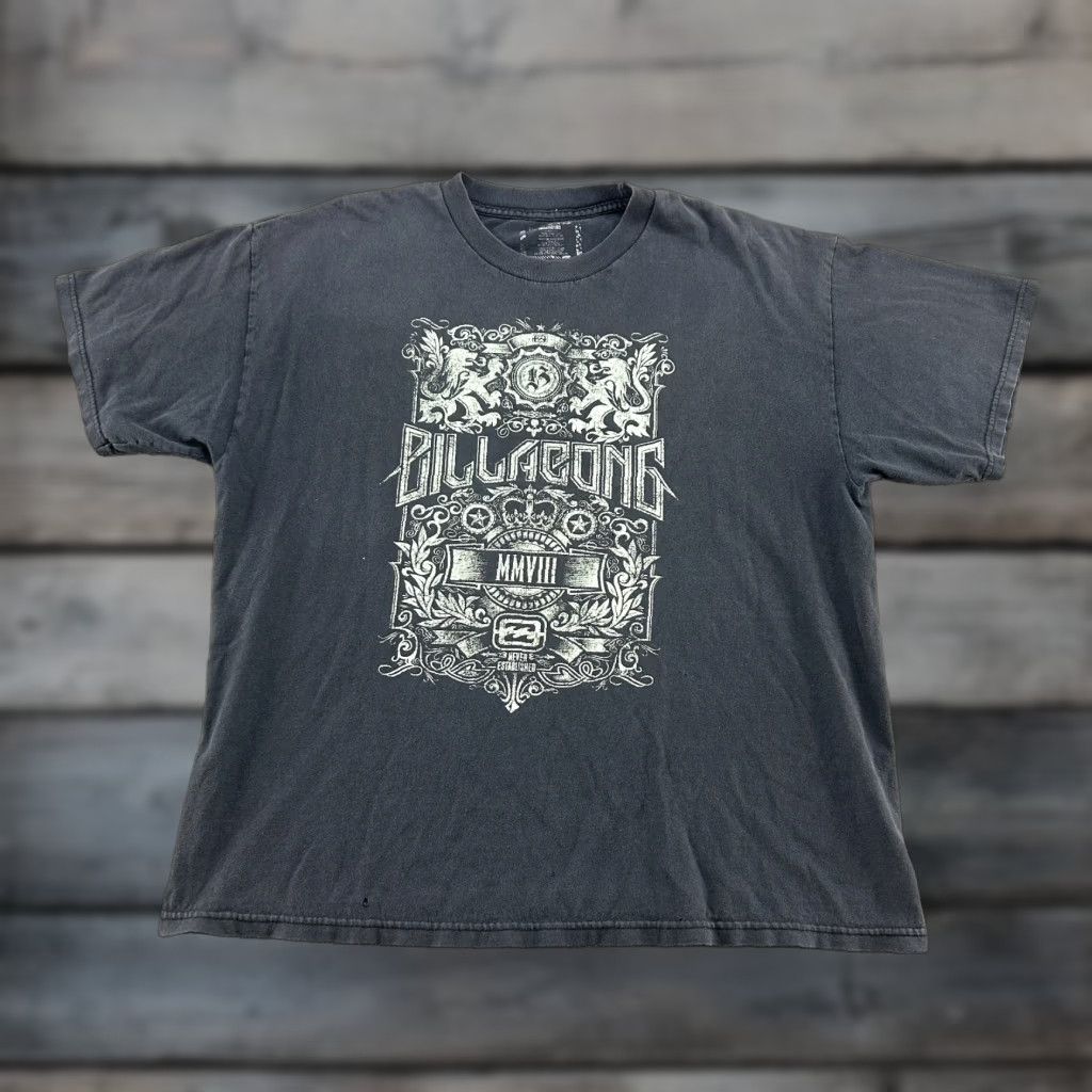 Billabong VINTAGE Billabong Mens Shirt 2XL Black MMVIII Ornate Skate Surf Crown Cyber Y2K Short Sleeve Crew Neck T-Shirt Size US XXL / EU 58 / 5 - 1 Thumbnail