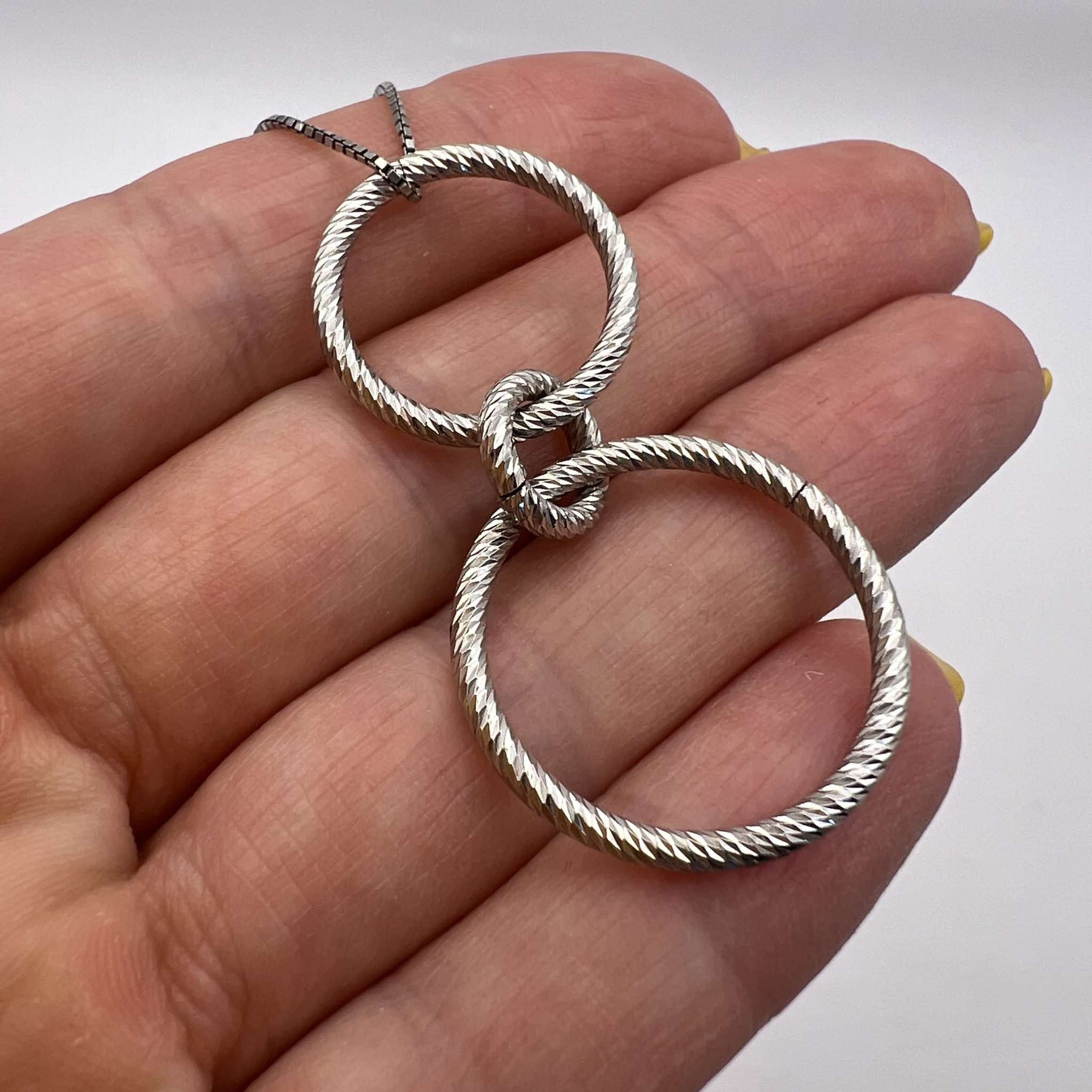 Sterling Silver Vintage Jewelry Sterling Silver 925 Necklace Chain Pendant Size ONE SIZE - 1 Thumbnail