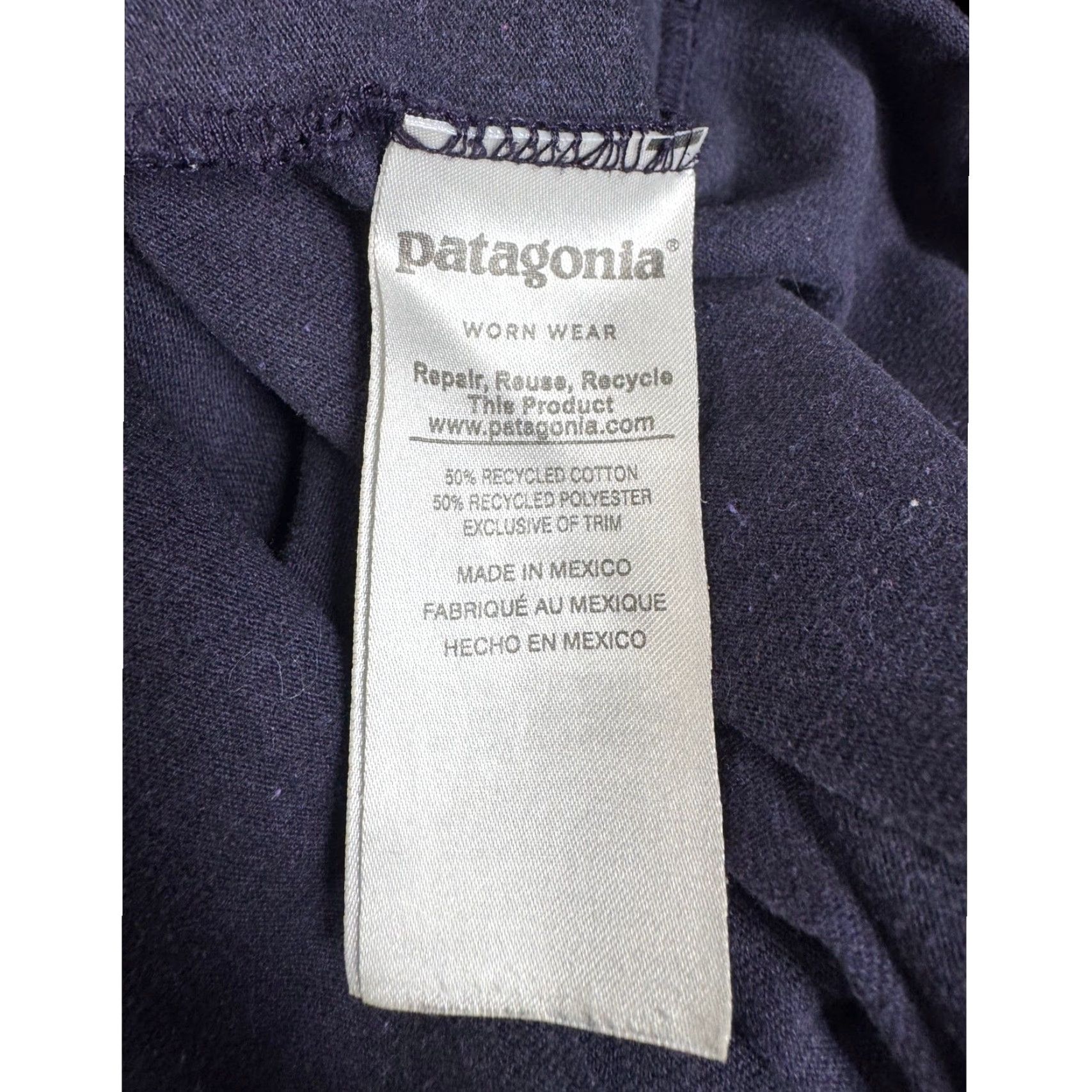 Patagonia Patagonia Shirt XL Blue Responsibili-Tee Back Logo Distressed Short Sleeve Size US 36 / EU 52 - 6 Thumbnail