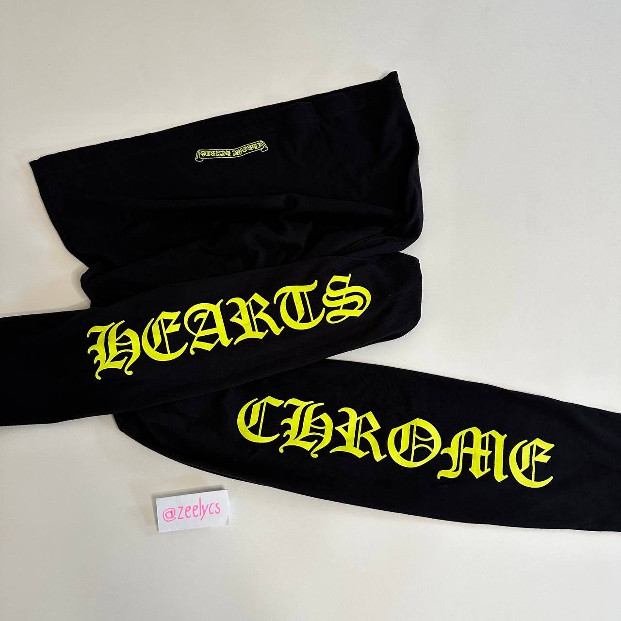Chrome Hearts Chrome Hearts Neck Logo L/S Tee "Black Neon" Size US M / EU 48-50 / 2 - 3 Thumbnail