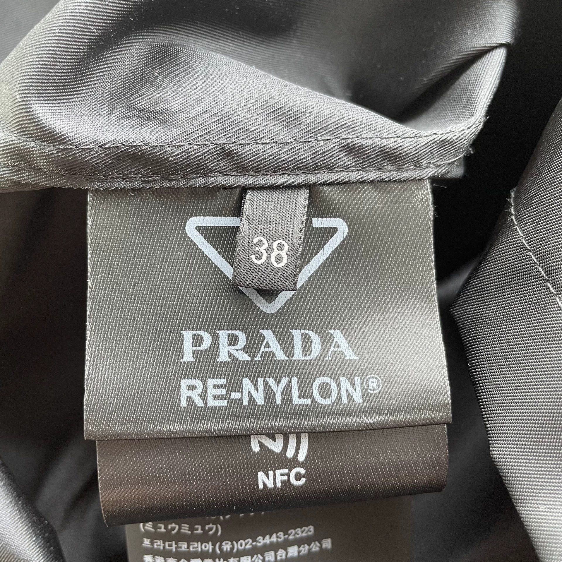Prada PRADA Women's Solid Button-Front Sun Shirt Black 38 Size XS / US 0-2 / IT 36-38 - 6 Thumbnail
