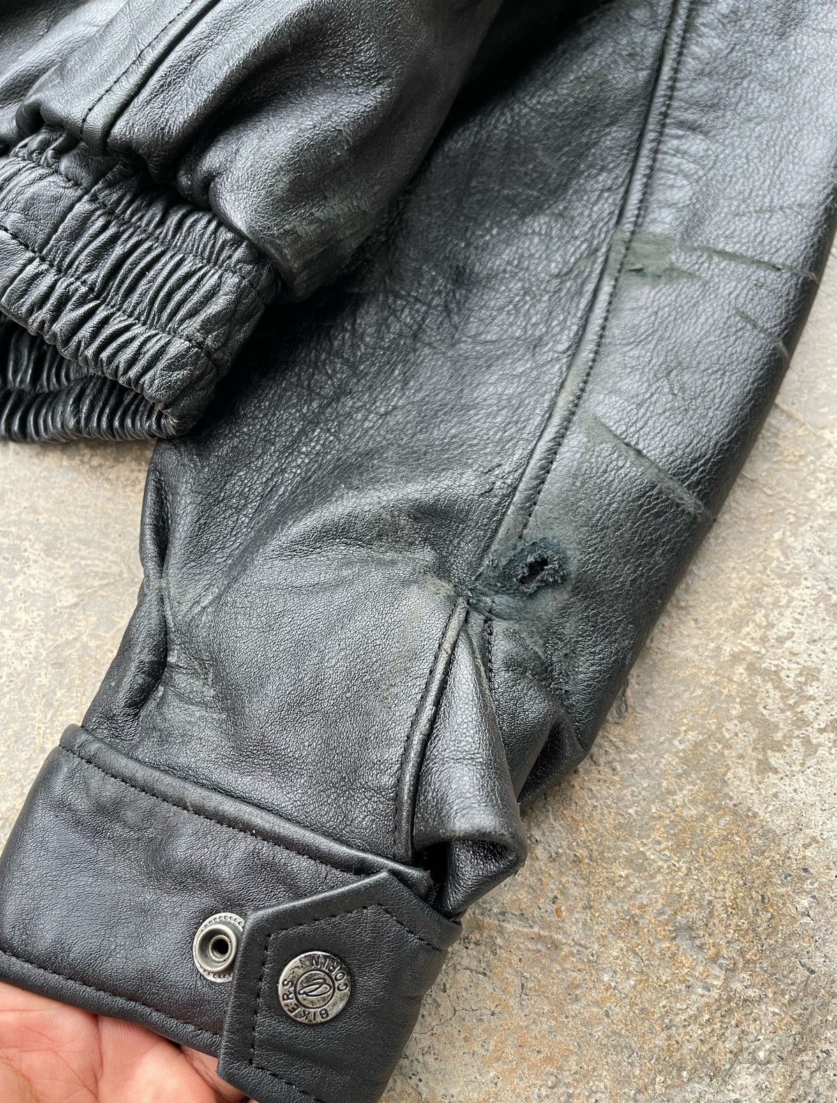 Ducati × Kadoya 🔥RARE🔥 DUCATI ITALY BY KADOYA GENUINE LEATHER RAIDER JACKET Size US M / EU 48-50 / 2 - 15 Thumbnail