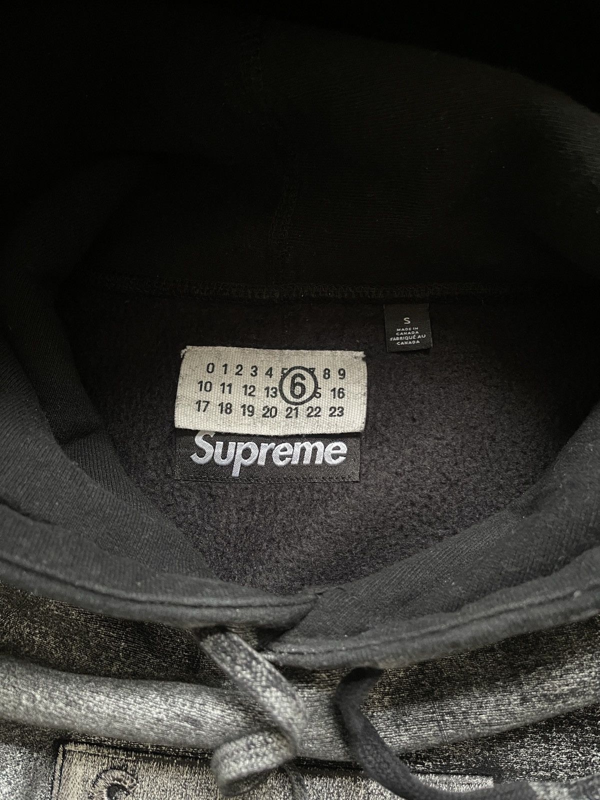 Maison Margiela × Supreme Maison Margiela Supreme box logo Size US S / EU 44-46 / 1 - 7 Thumbnail