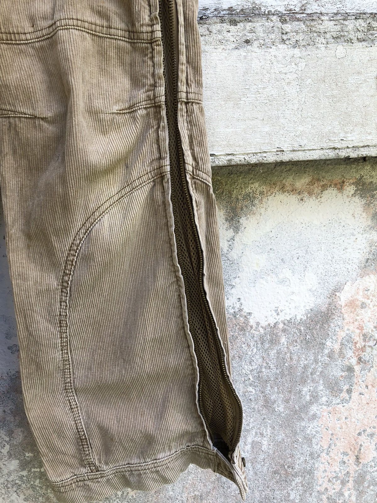 If Six Was Nine × Japanese Brand × Le Grande Bleu (L.G.B.) g.u.u Flared Corduroy Zipper Wide Leg LGB Style Size US 31 - 4 Thumbnail