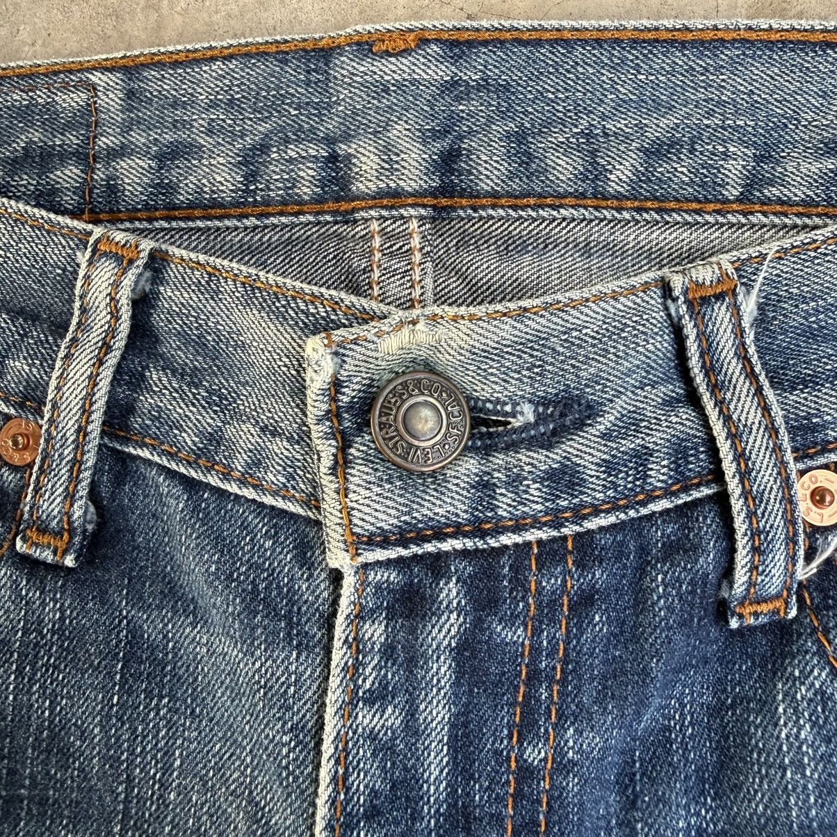 Levi's Vintage Clothing Vintage Levi's 505 Faded Stone Wash Denim Jean Pants Size US 31 - 4 Thumbnail