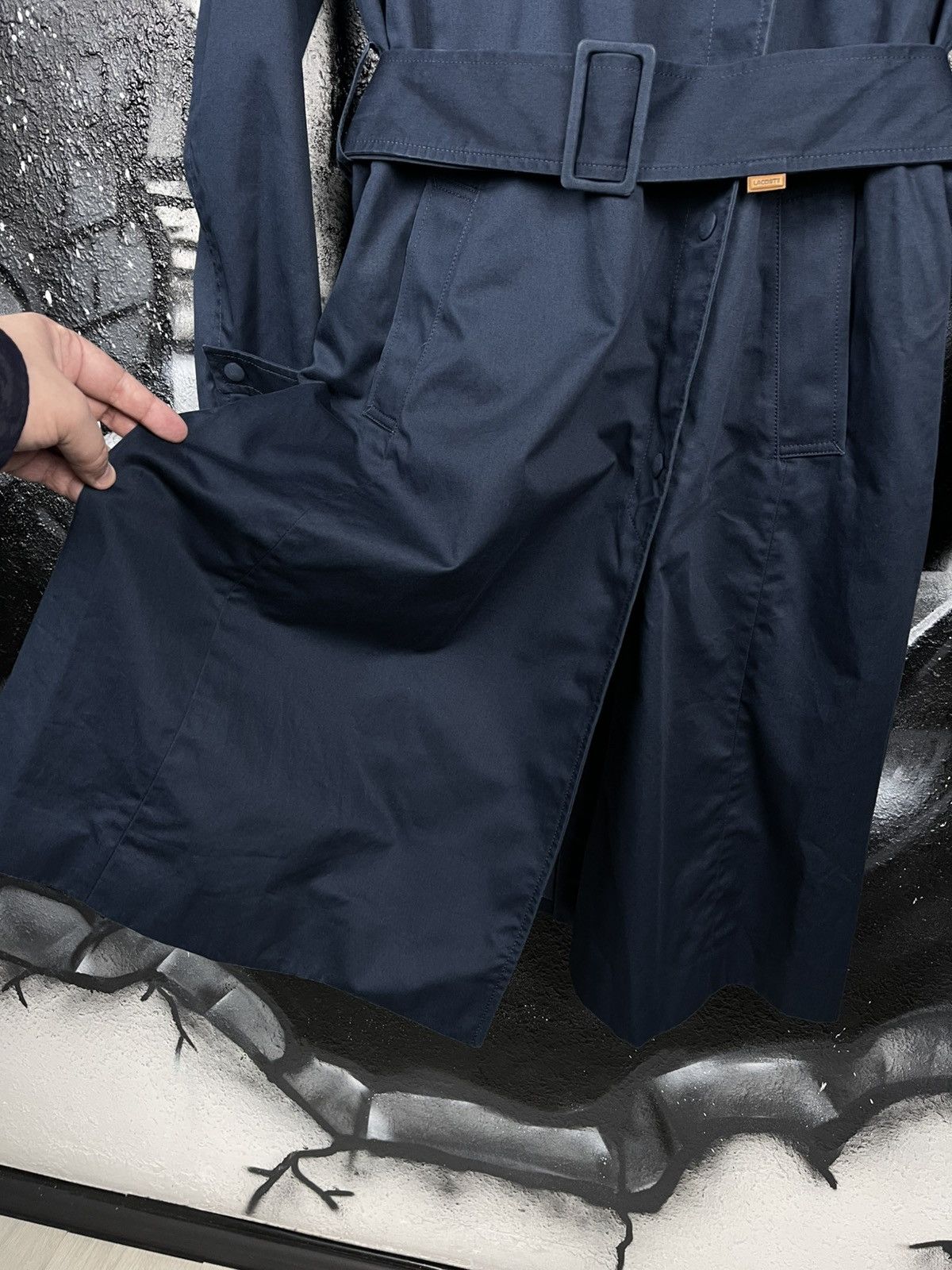 Lacoste Vintage Lacoste Dark Blue Casual Luxury Trench Coat Women’s Size L / US 10 / IT 46 - 10 Thumbnail