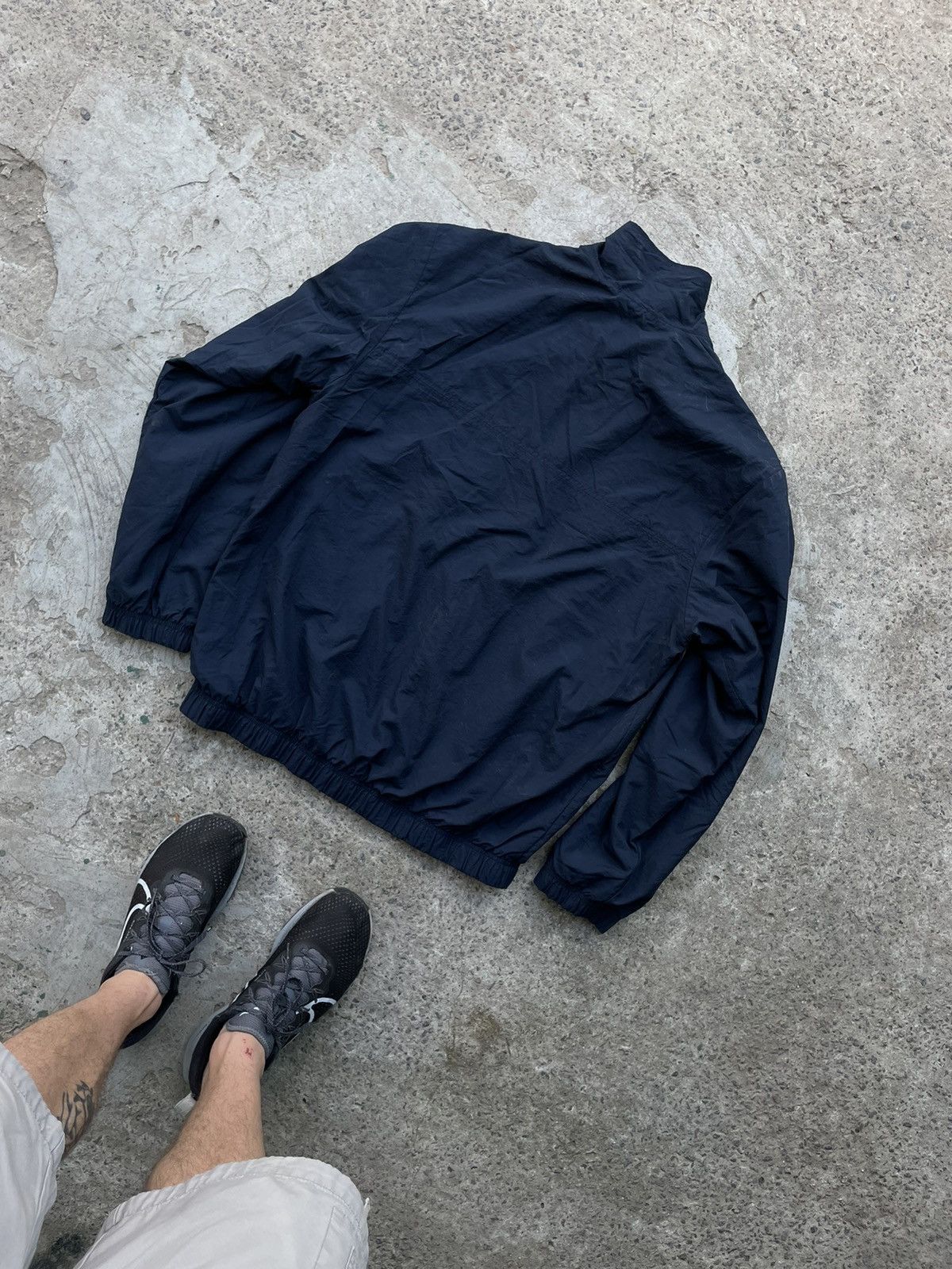 Nike Vintage Nike Y2k Nylon Track Drill Windbreaker OG Jacket Size US L / EU 52-54 / 3 - 8 Thumbnail