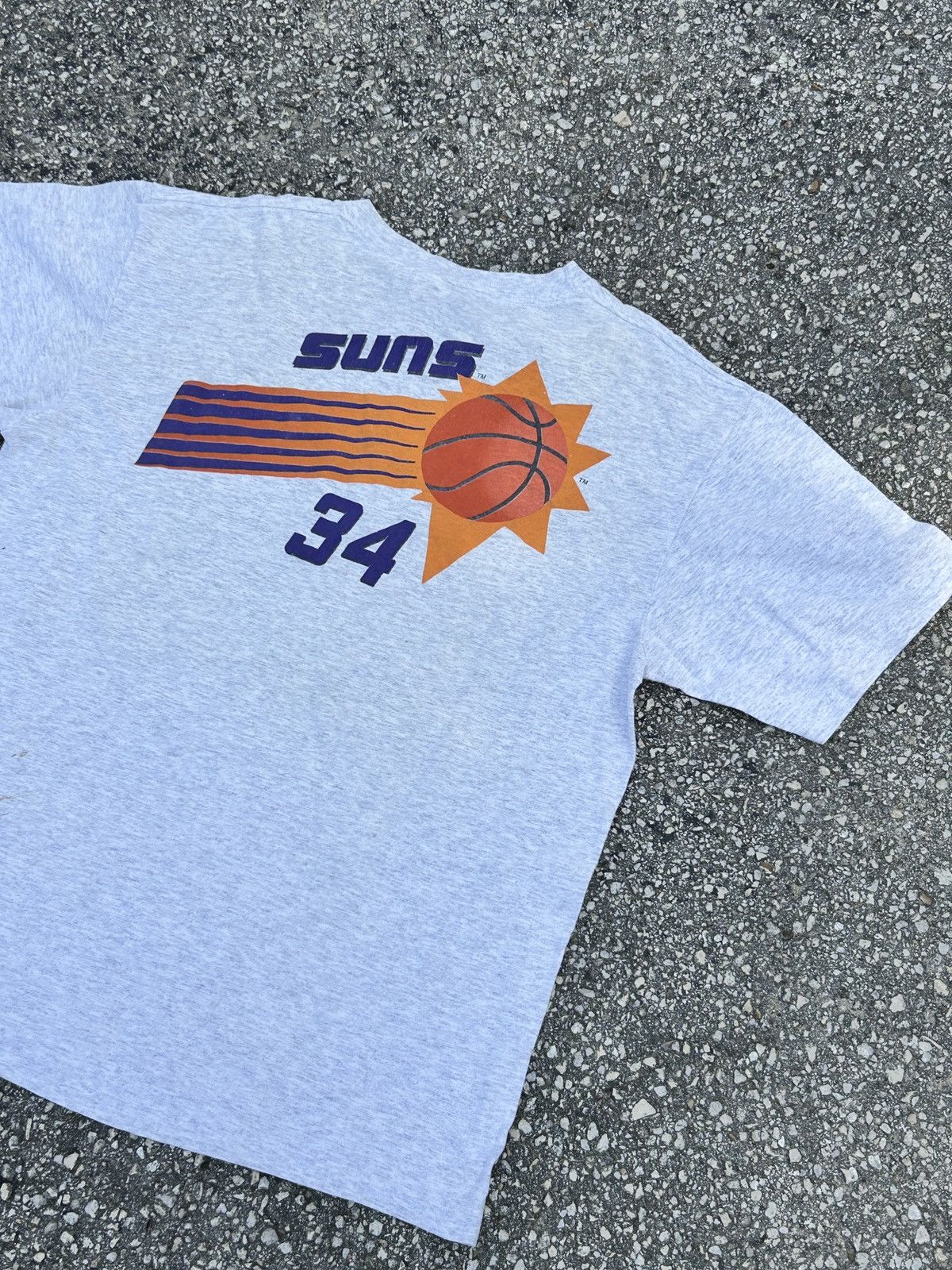 Nutmeg Nutmeg mills Phoenix Suns Charles Barkley tshirt size-L Size US L / EU 52-54 / 3 - 5 Thumbnail
