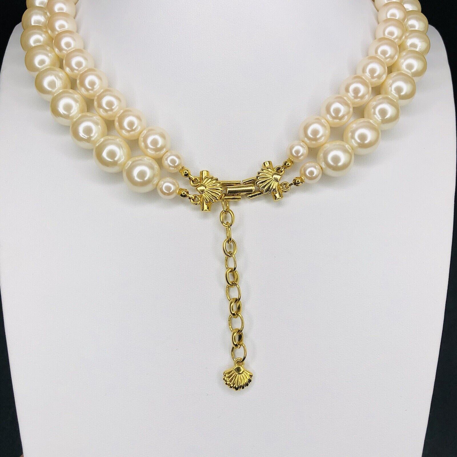 Other VTG Richelieu 2 Strand Chunky Faux Pearl Gold Tone Choker Size ONE SIZE - 5 Thumbnail