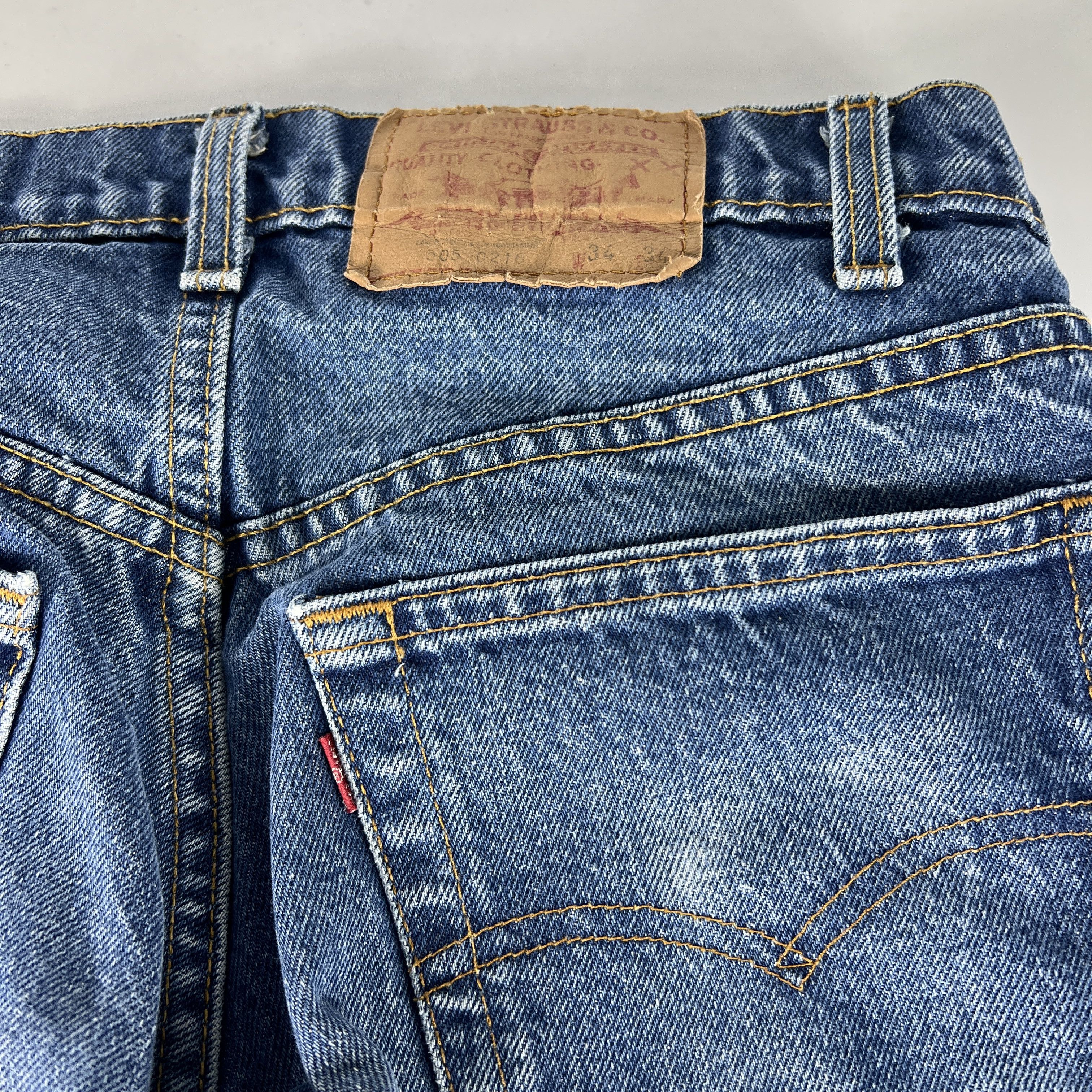 Levi's × Vintage VTG 80s Levi's Jeans 505 Straight Blue Faded Cotton Denim Size US 32 / EU 48 - 14 Thumbnail