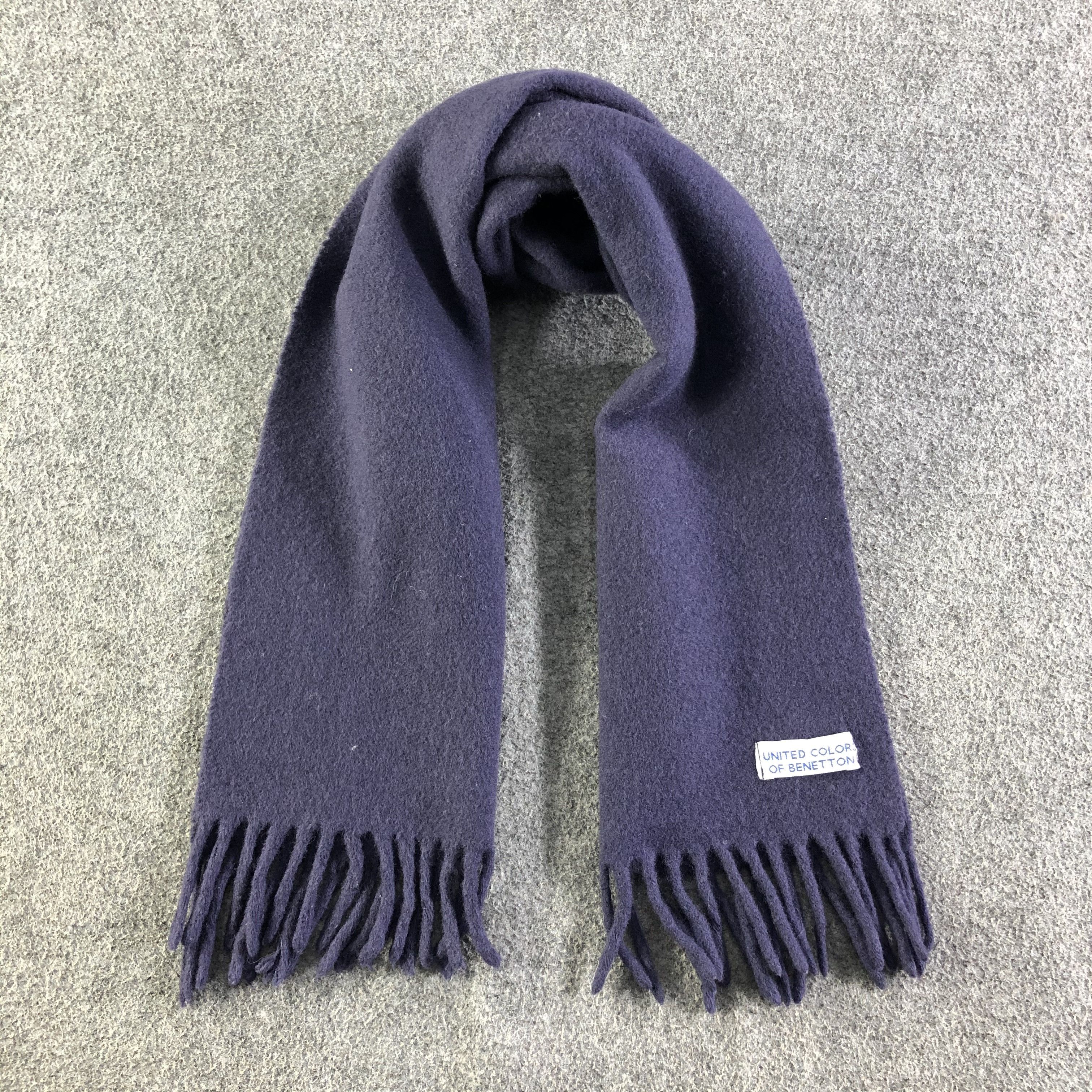 United Colors Of Benetton United Colors Of Benetton Scarf / Muffler / Neckwear P319 Size ONE SIZE - 1 Thumbnail