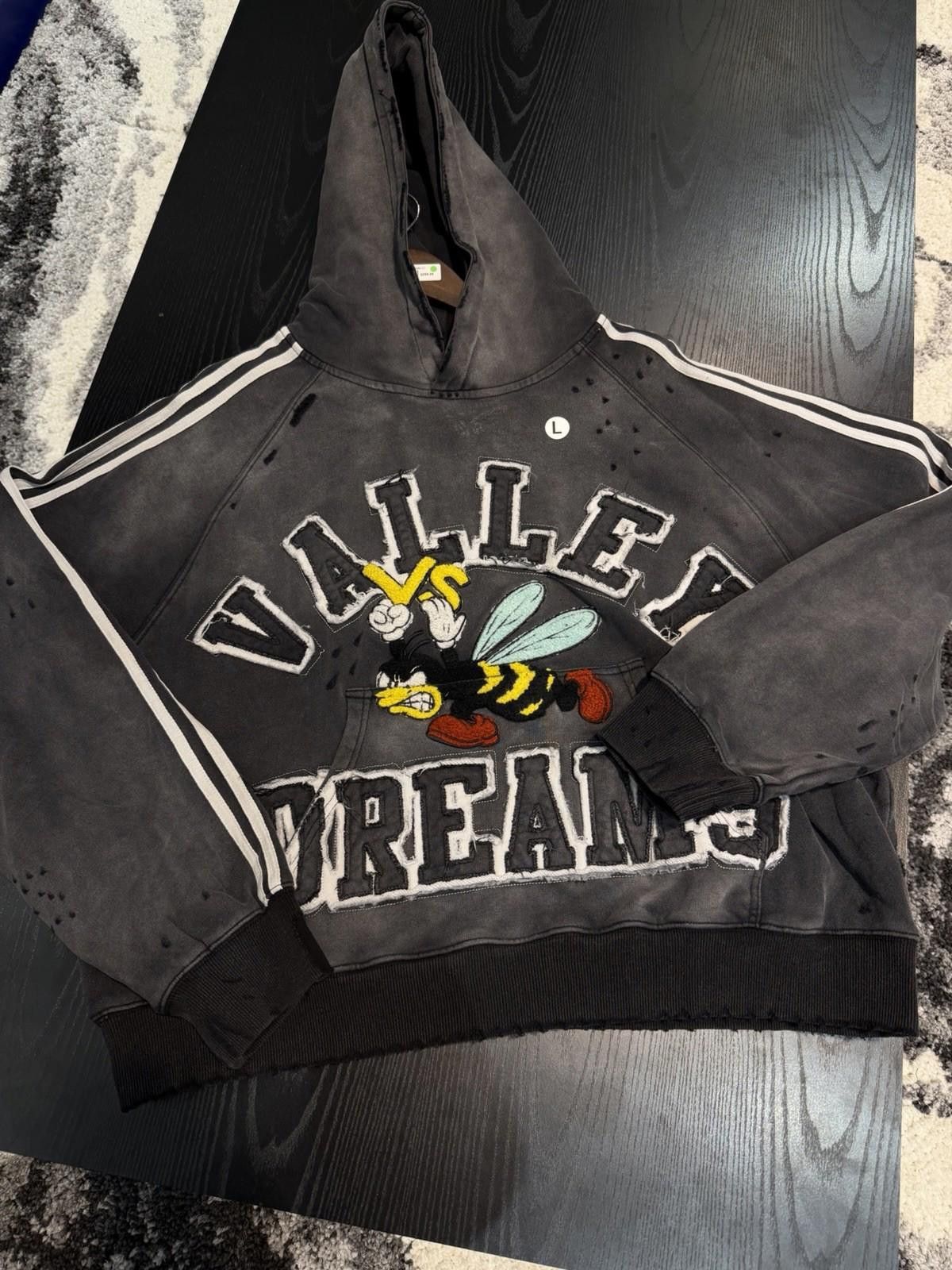 Vale Size L - Vale Black Pull Over Hoodie Black Authentic Valley Size US L / EU 52-54 / 3 - 1 Thumbnail