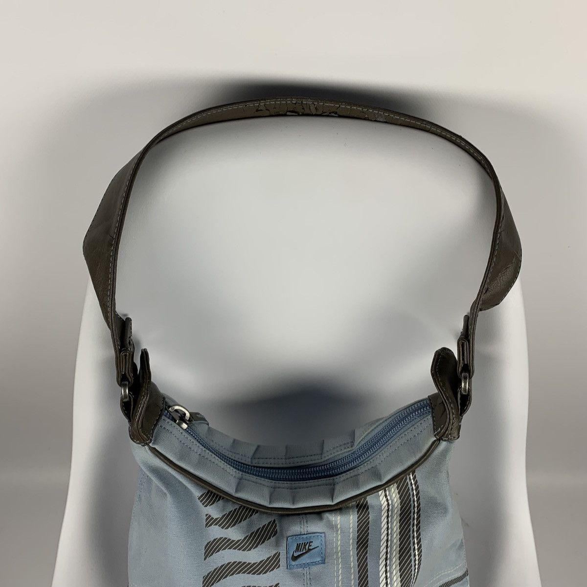 Nike Vintage Y2K Nike Plaid Pouch Bag One Size Baby Blue Logo Size ONE SIZE - 4 Thumbnail