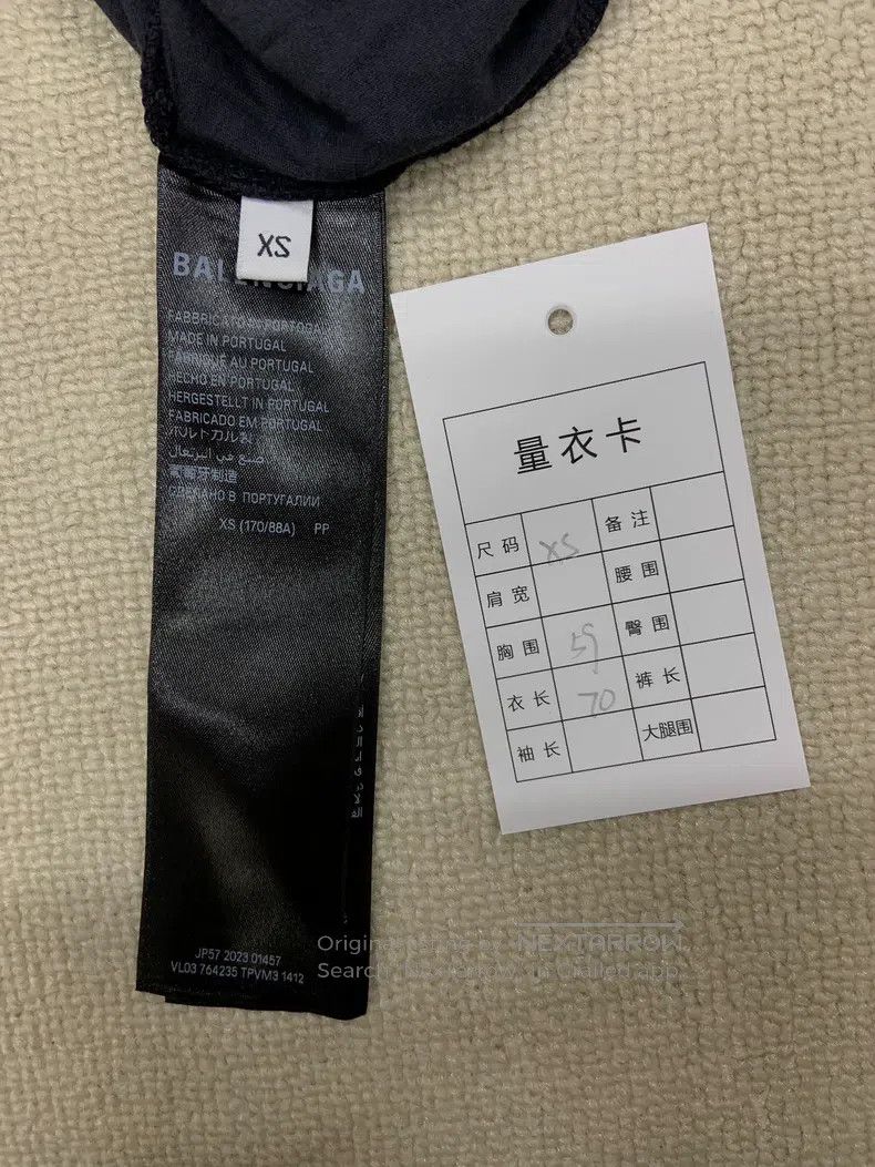 Balenciaga Balenciaga Distressed Blue Logo Alphabet Pattern Print Rou Size US XS / EU 42 / 0 - 4 Thumbnail