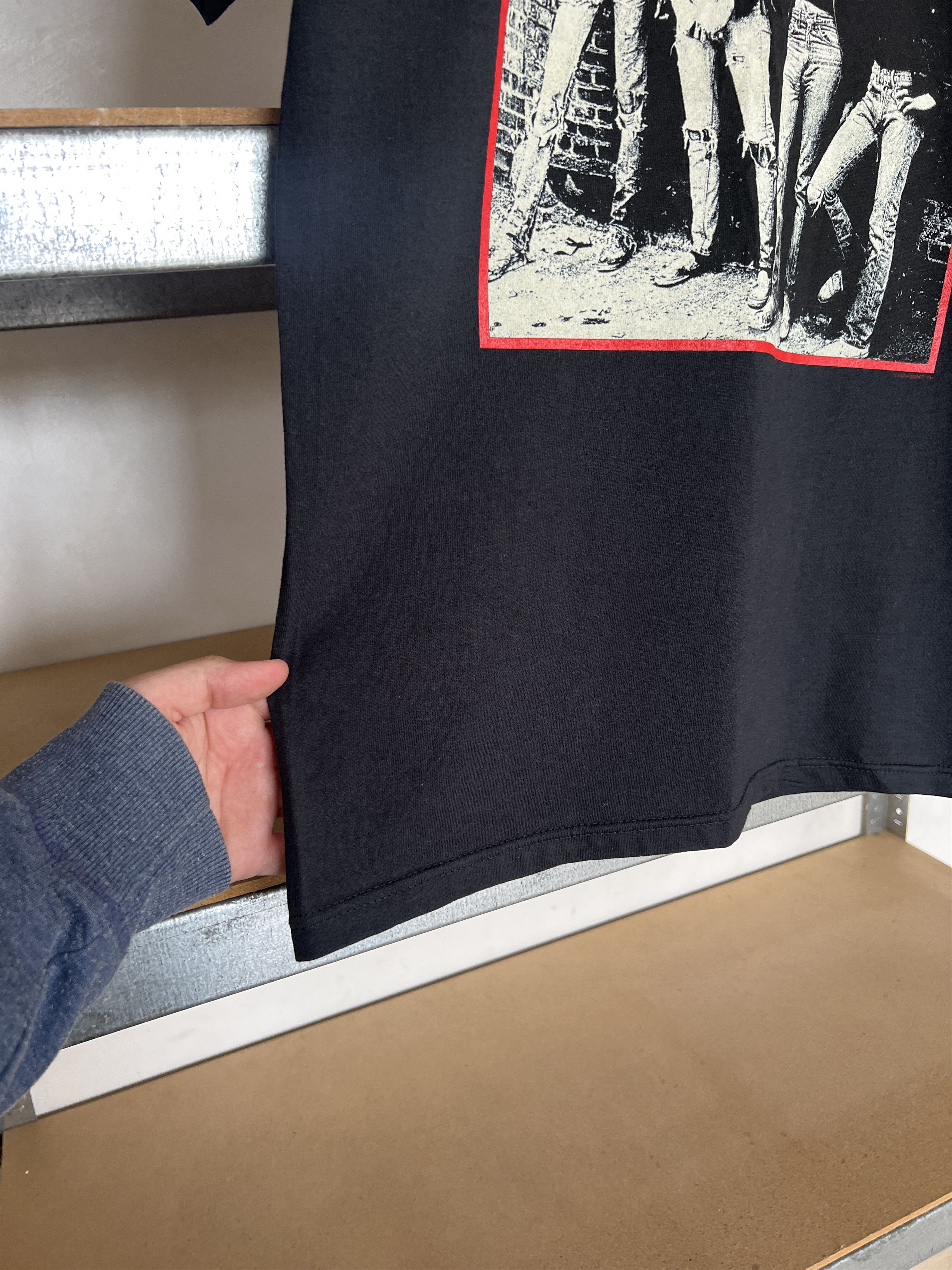 Band Tees Vintage 2007 Ramones Rockets To russia Rock Band T-shirt Size US M / EU 48-50 / 2 - 7 Thumbnail