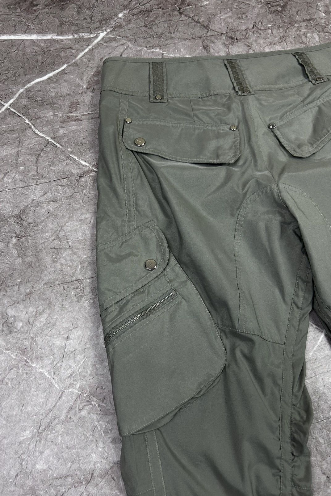 Polo Ralph Lauren Polo Ralph Lauren Gray Multipocket Cargo Pants Women's Size 28" / US 6 / IT 42 - 11 Thumbnail