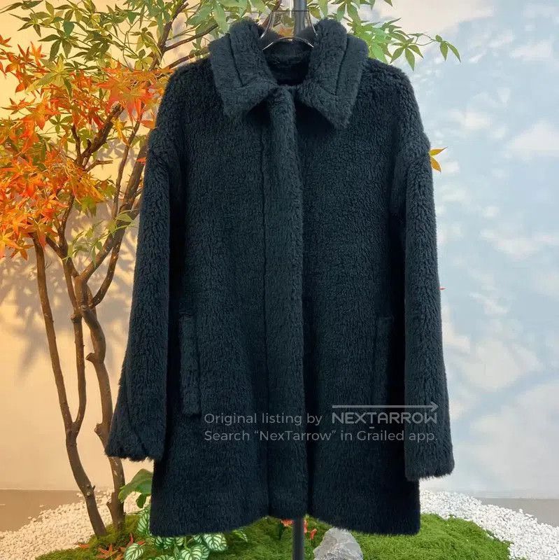 Max Mara MaxMara Soft Alpacka Wool Women's Coat . Size M / US 6-8 / IT 42-44 - 1 Thumbnail