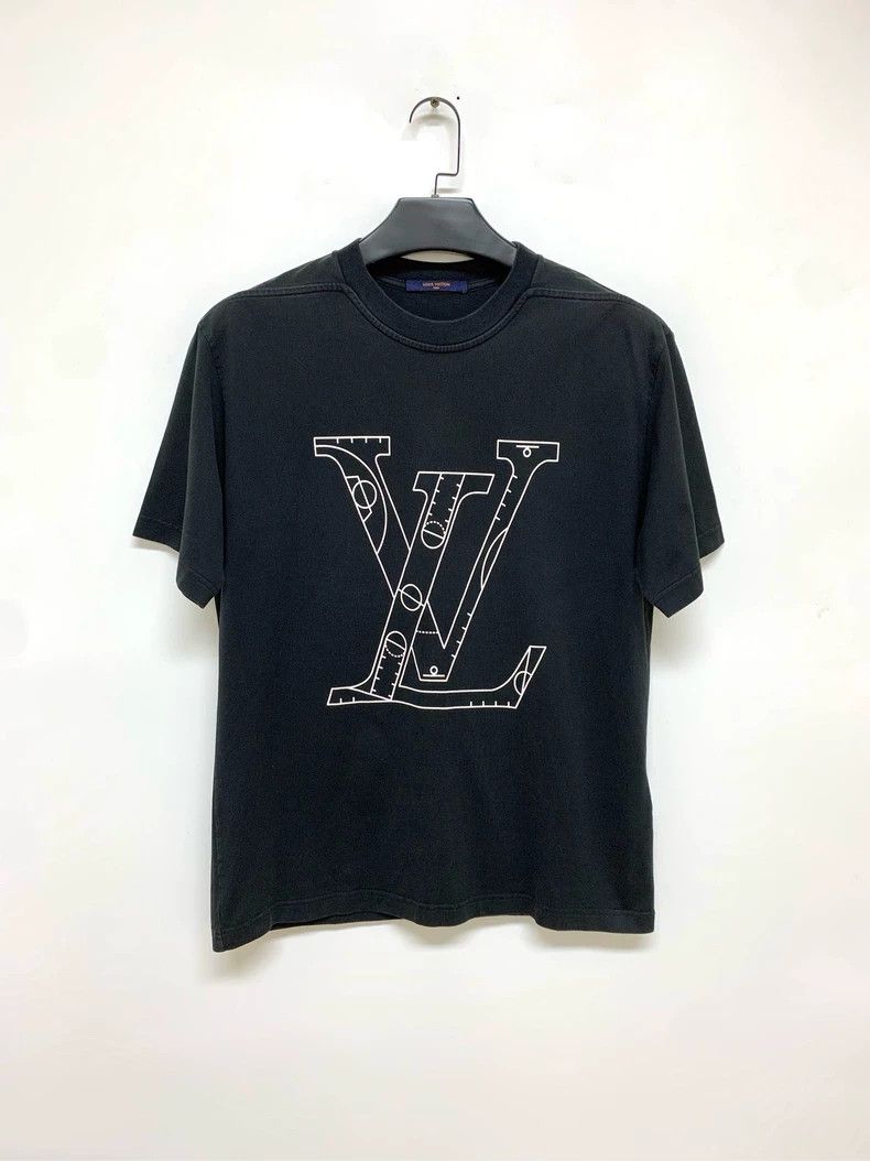 Louis Vuitton Louis Vuitton NBA Co-branded Short Sleeves 2503-Nextarrow Size US L / EU 52-54 / 3 - 1 Thumbnail