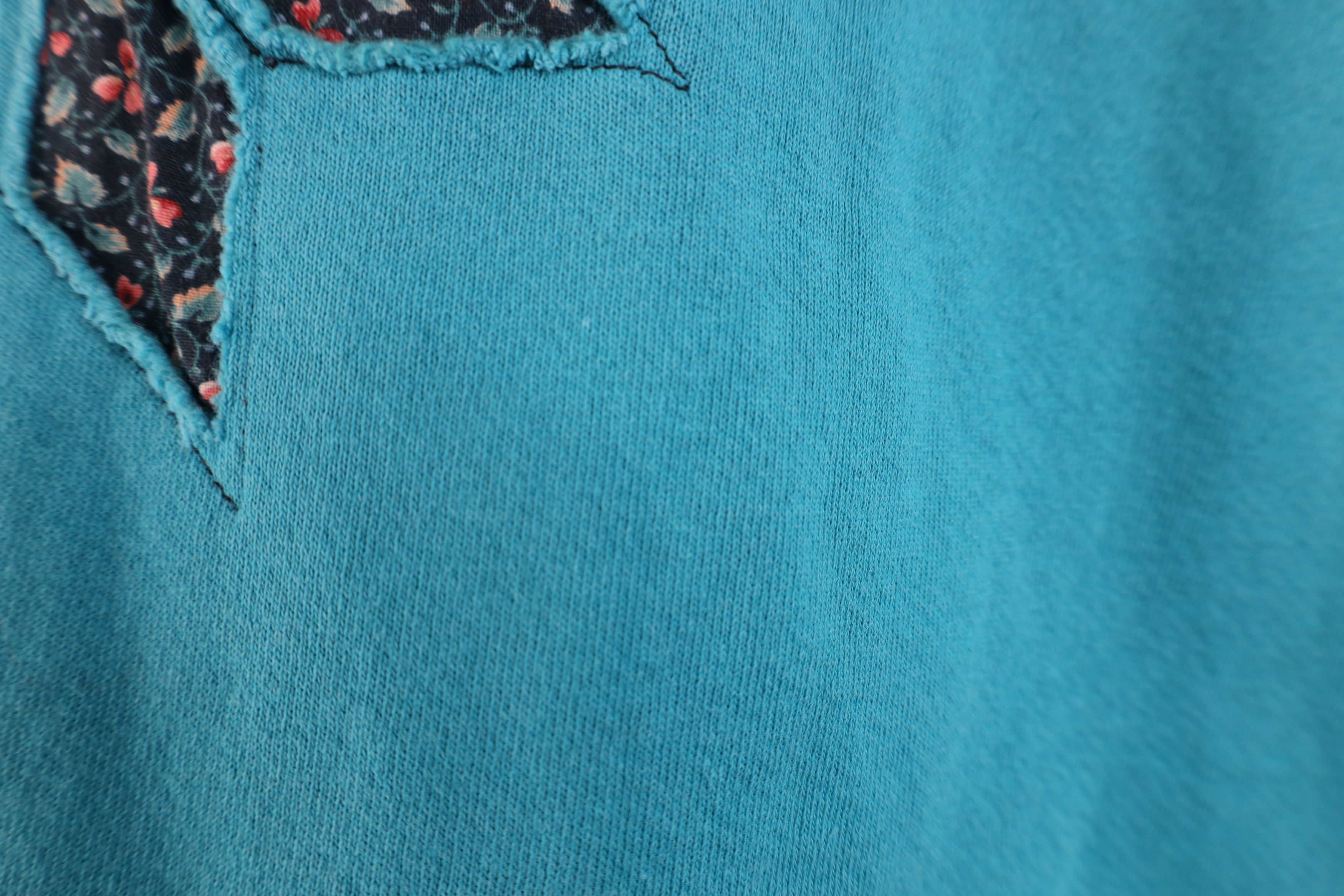 Vintage Vintage 90s Country Quilt Patch Snowflake Sweatshirt USA Size L / US 10 / IT 46 - 7 Thumbnail